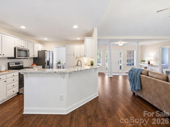 5100 Basswood Drive Property Photo 8