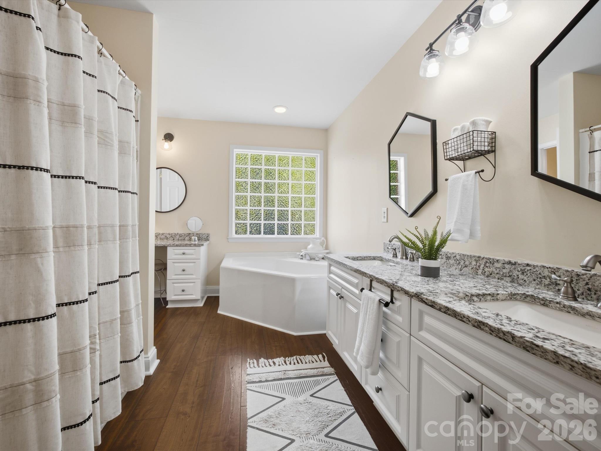 5100 Basswood Drive Property Photo 17