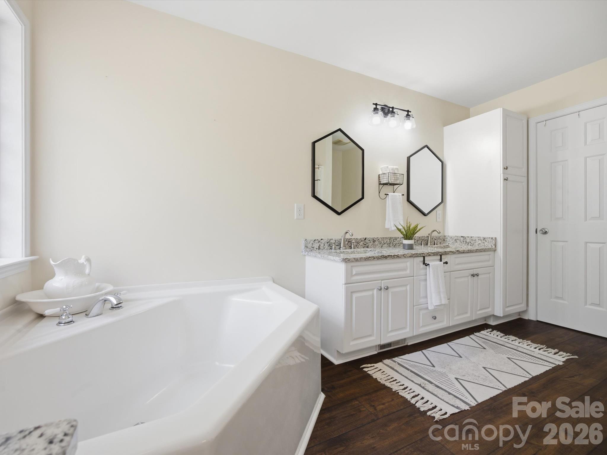 5100 Basswood Drive Property Photo 18