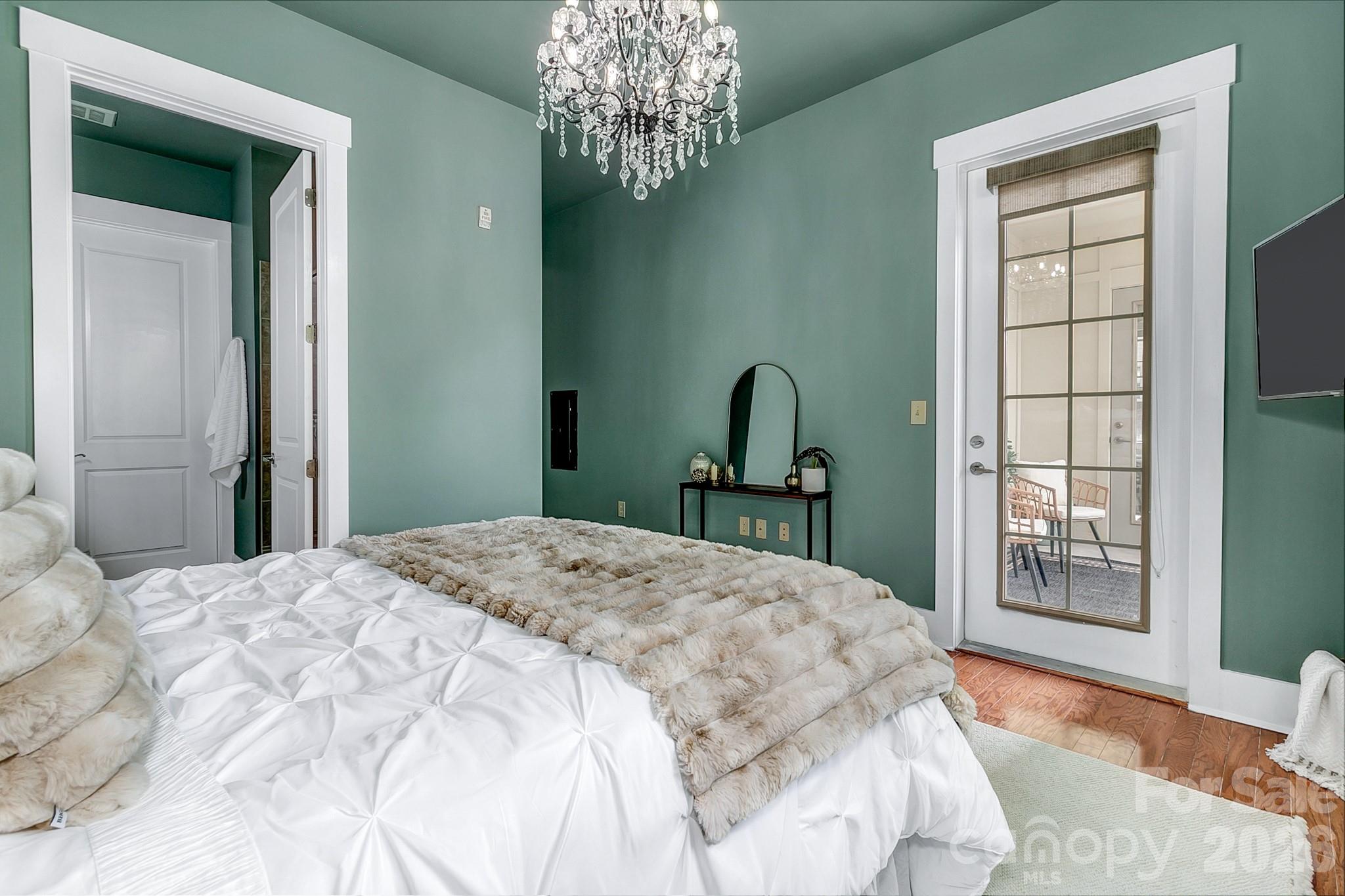 42 Schenck Parkway 101 Property Photo 16