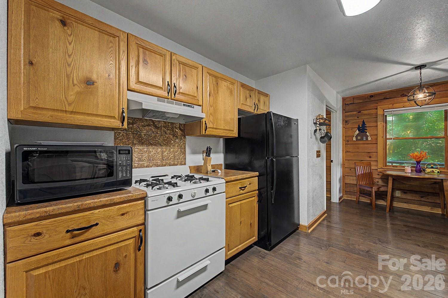 181 Seven Springs Road Property Photo 26