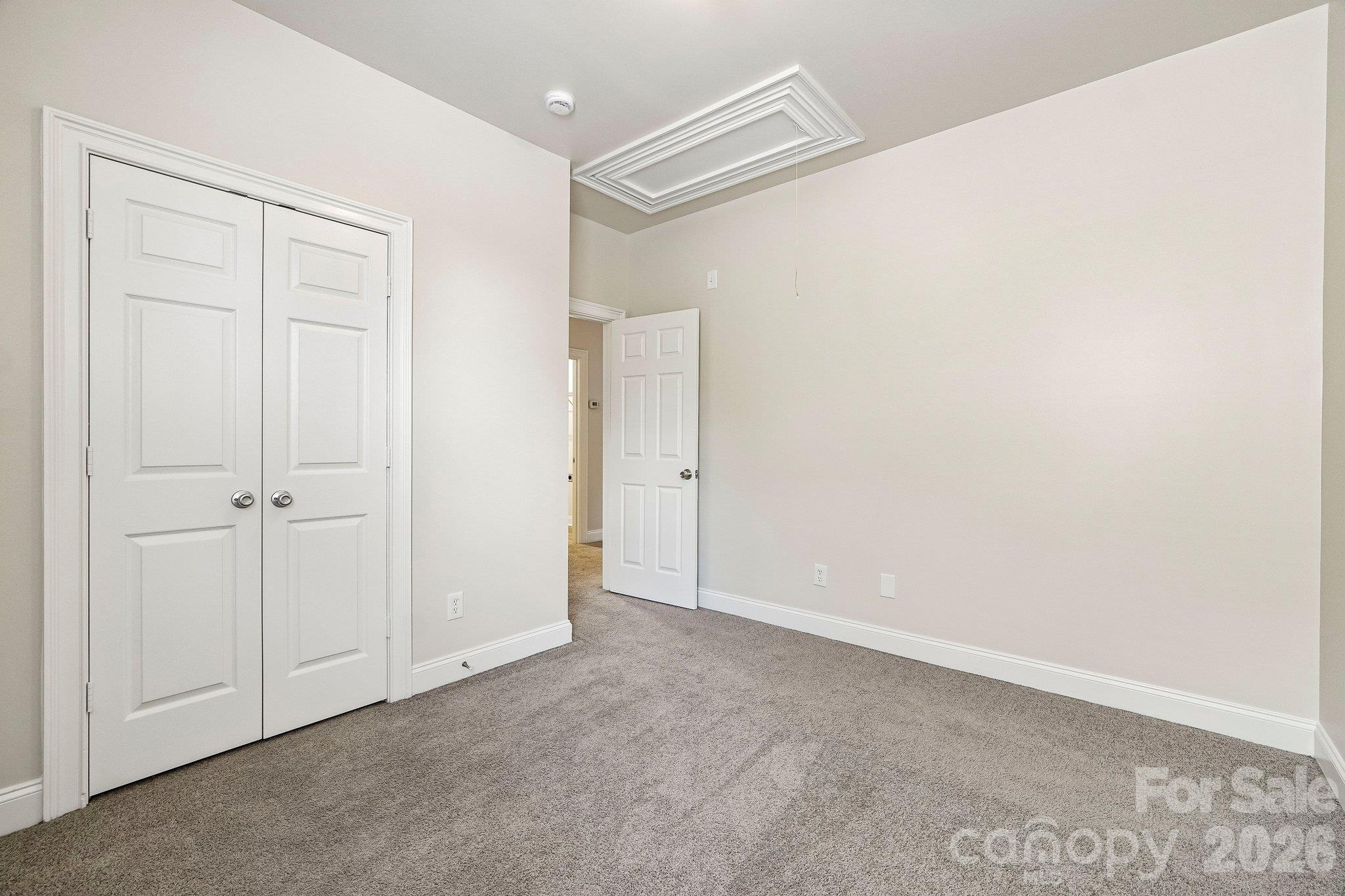 1001 Gainsborough Drive Property Photo 23