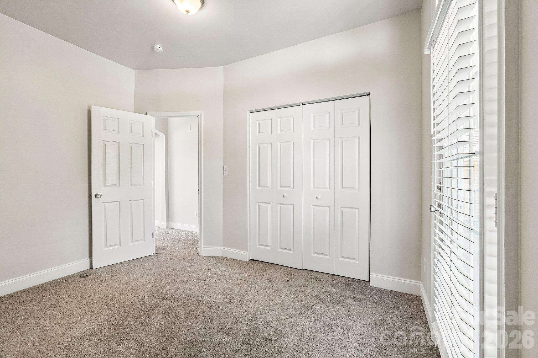 1001 Gainsborough Drive Property Photo 29