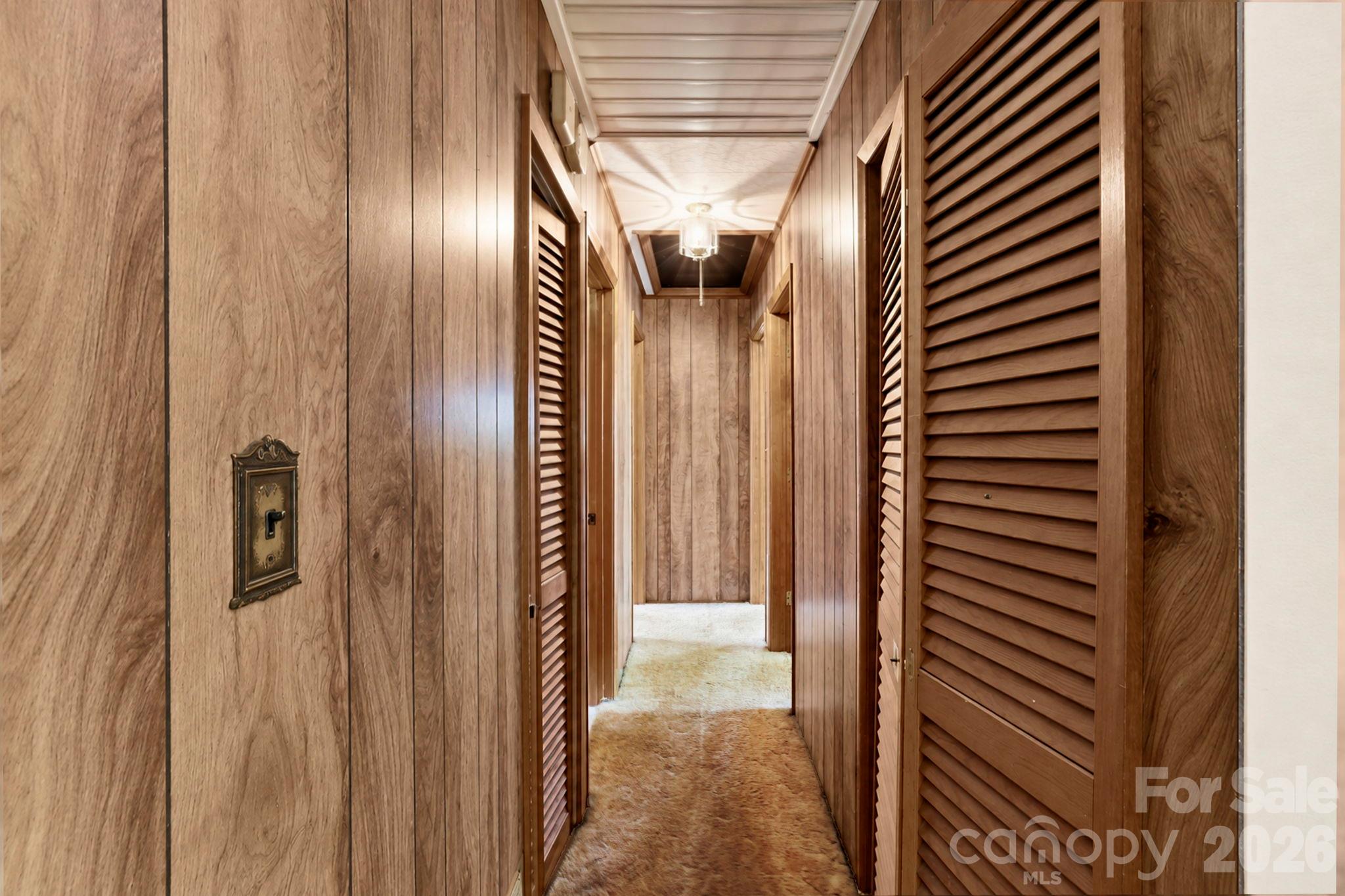 648 Crystal Drive Property Photo 11