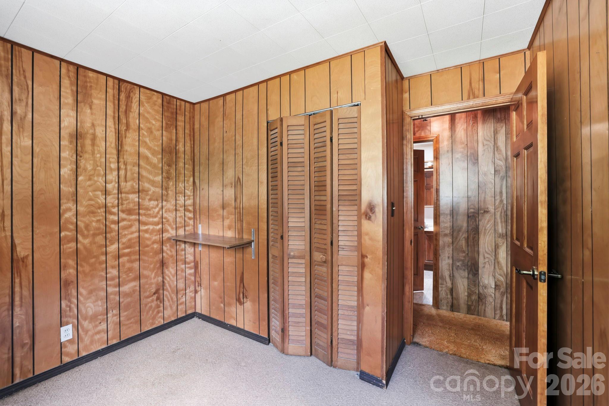 648 Crystal Drive Property Photo 15