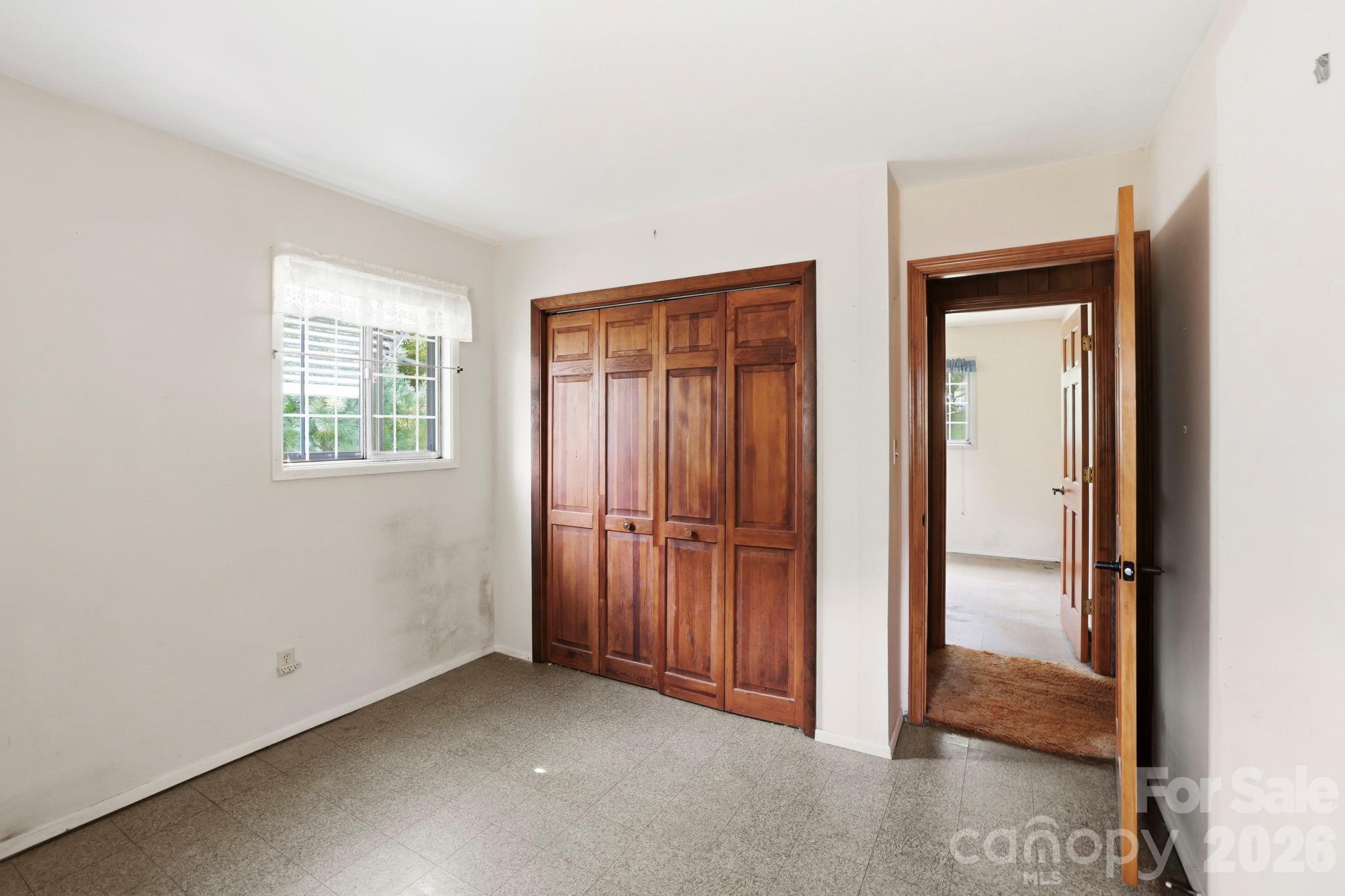 648 Crystal Drive Property Photo 16
