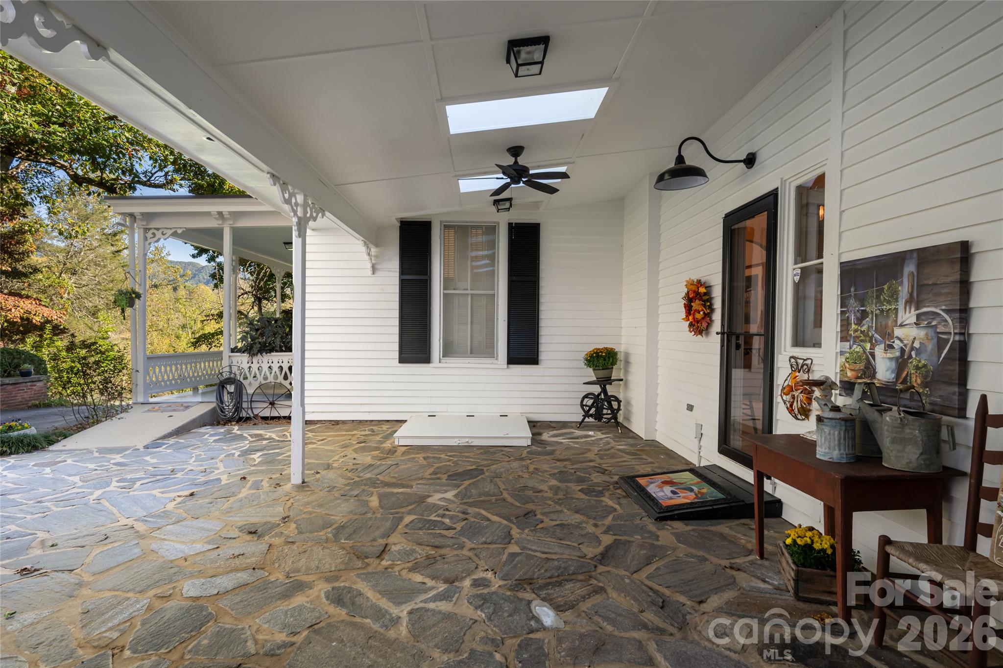 185 Country Club Drive Property Photo 40