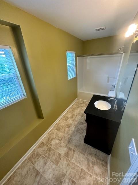 13607 Riding Hill Avenue Property Photo 9