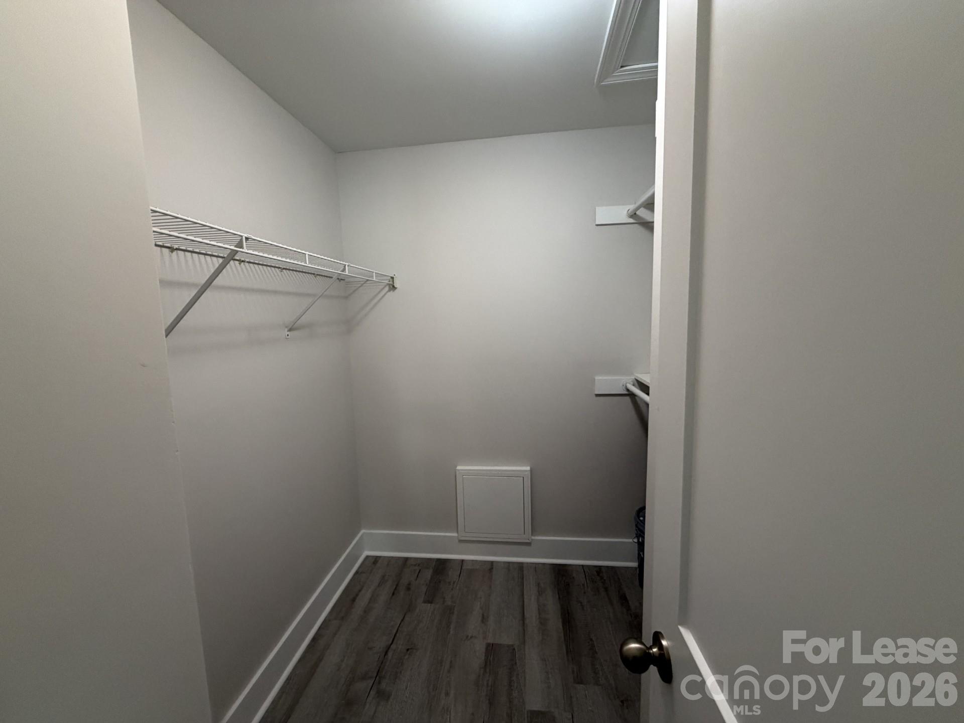 18729 Vineyard Point Lane Property Photo 11