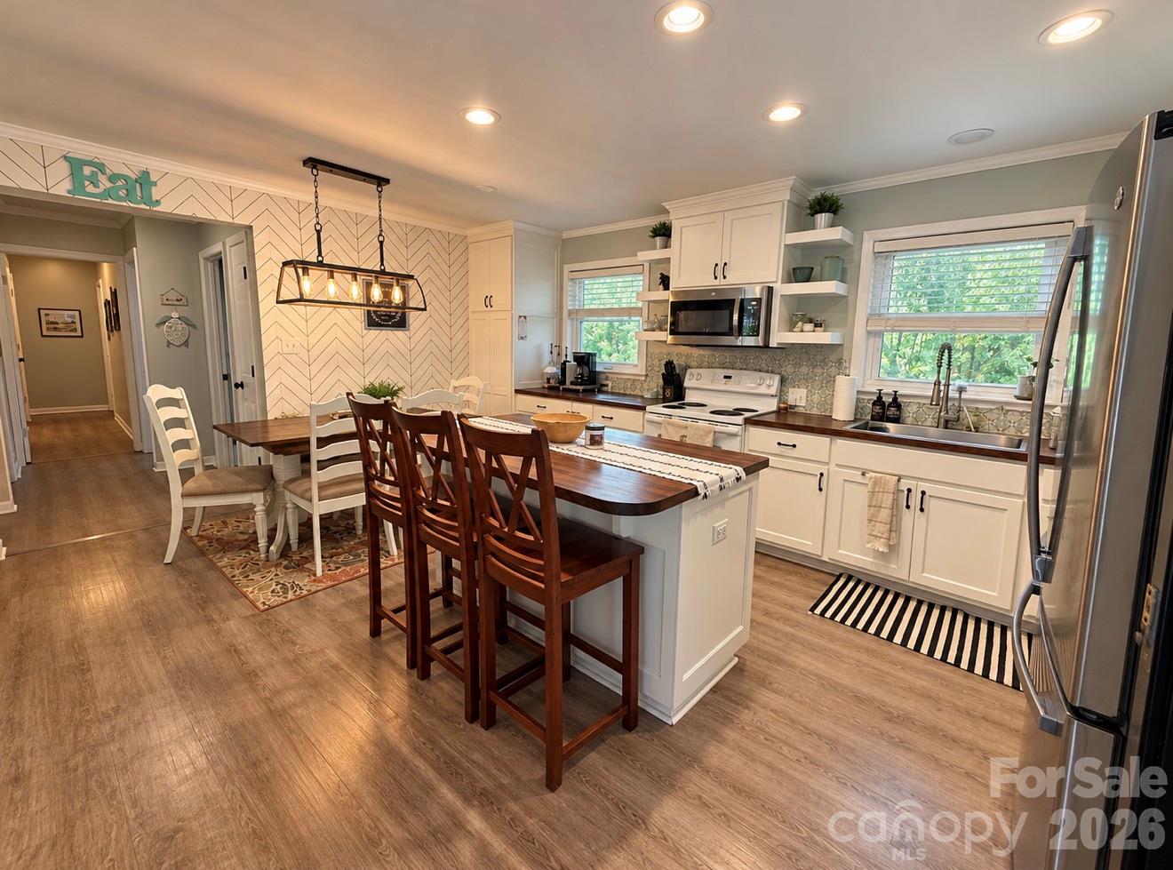 125 Willow Avenue Property Photo 2