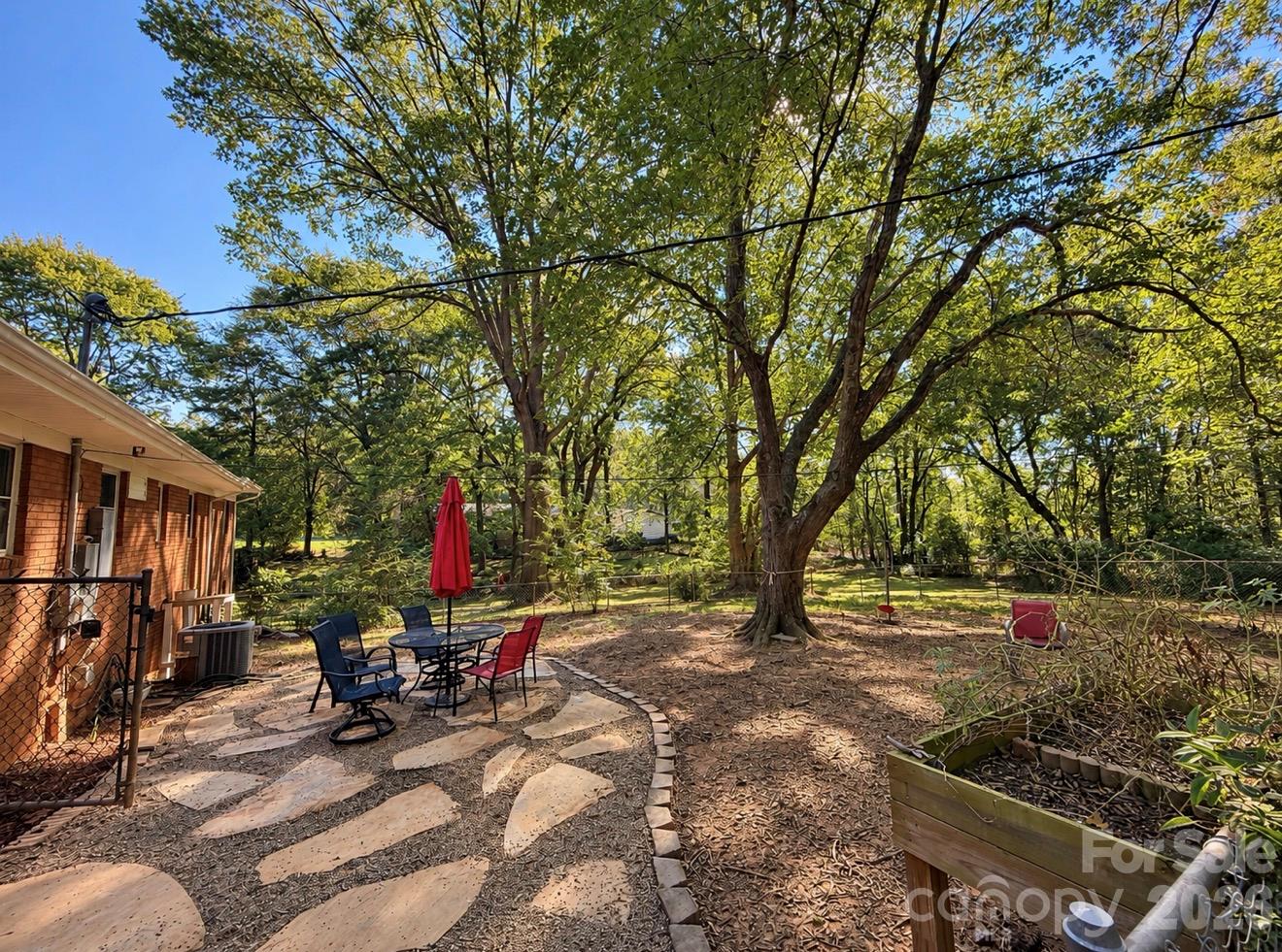 125 Willow Avenue Property Photo 17