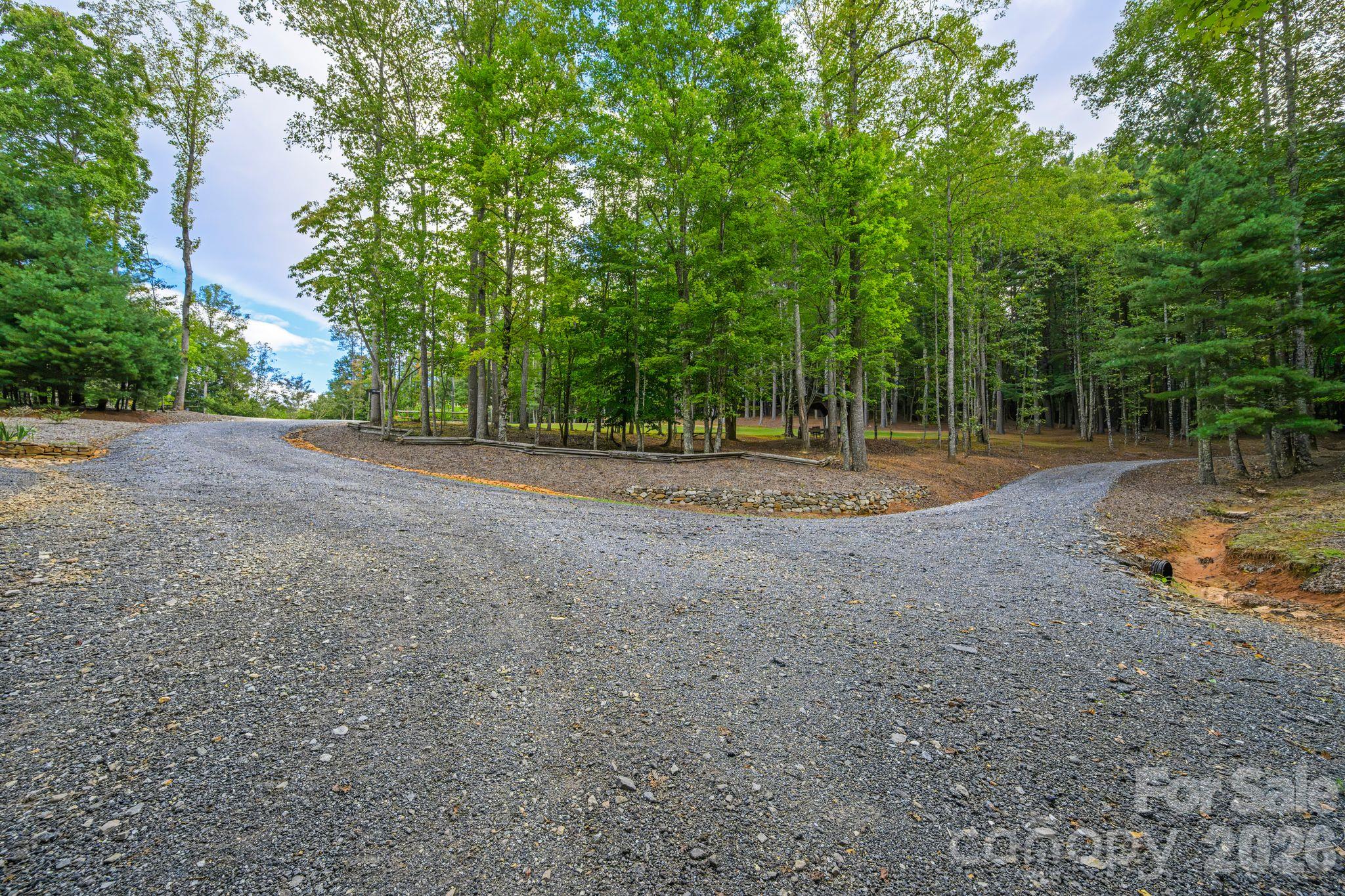 1177 Chestnut Grove Road Property Photo 17
