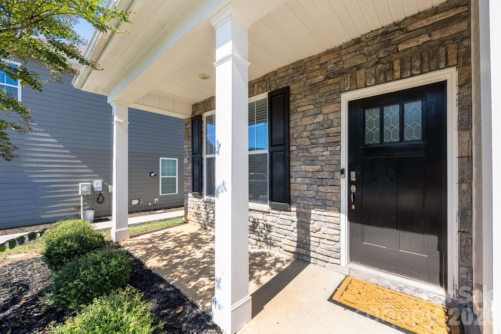 108 Northstone Road Property Photo 3