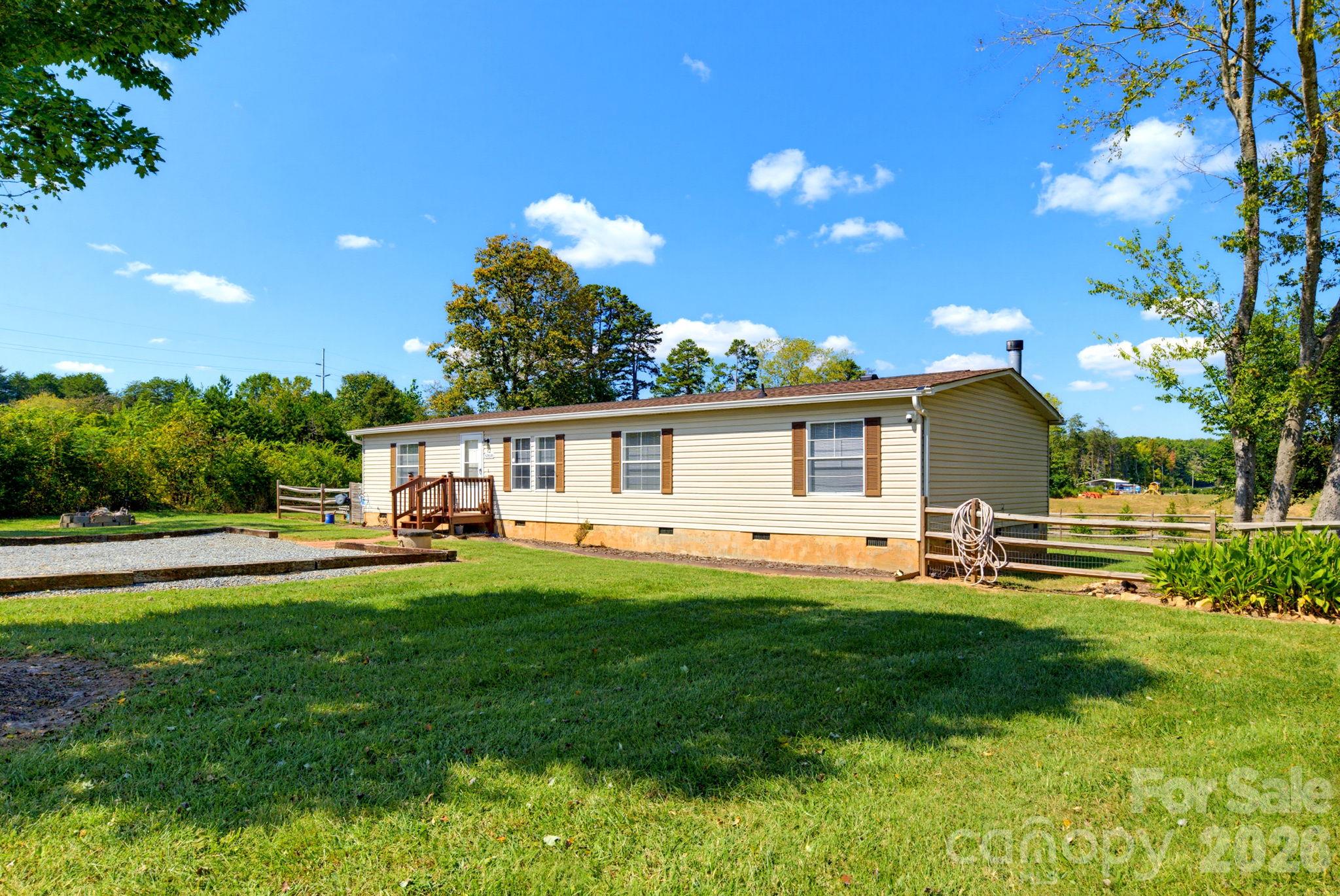 6858 Long Island Road Property Photo 4