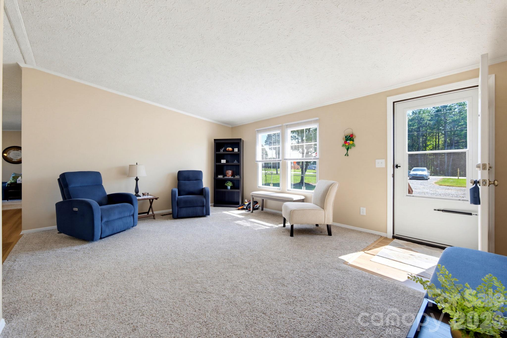 6858 Long Island Road Property Photo 7