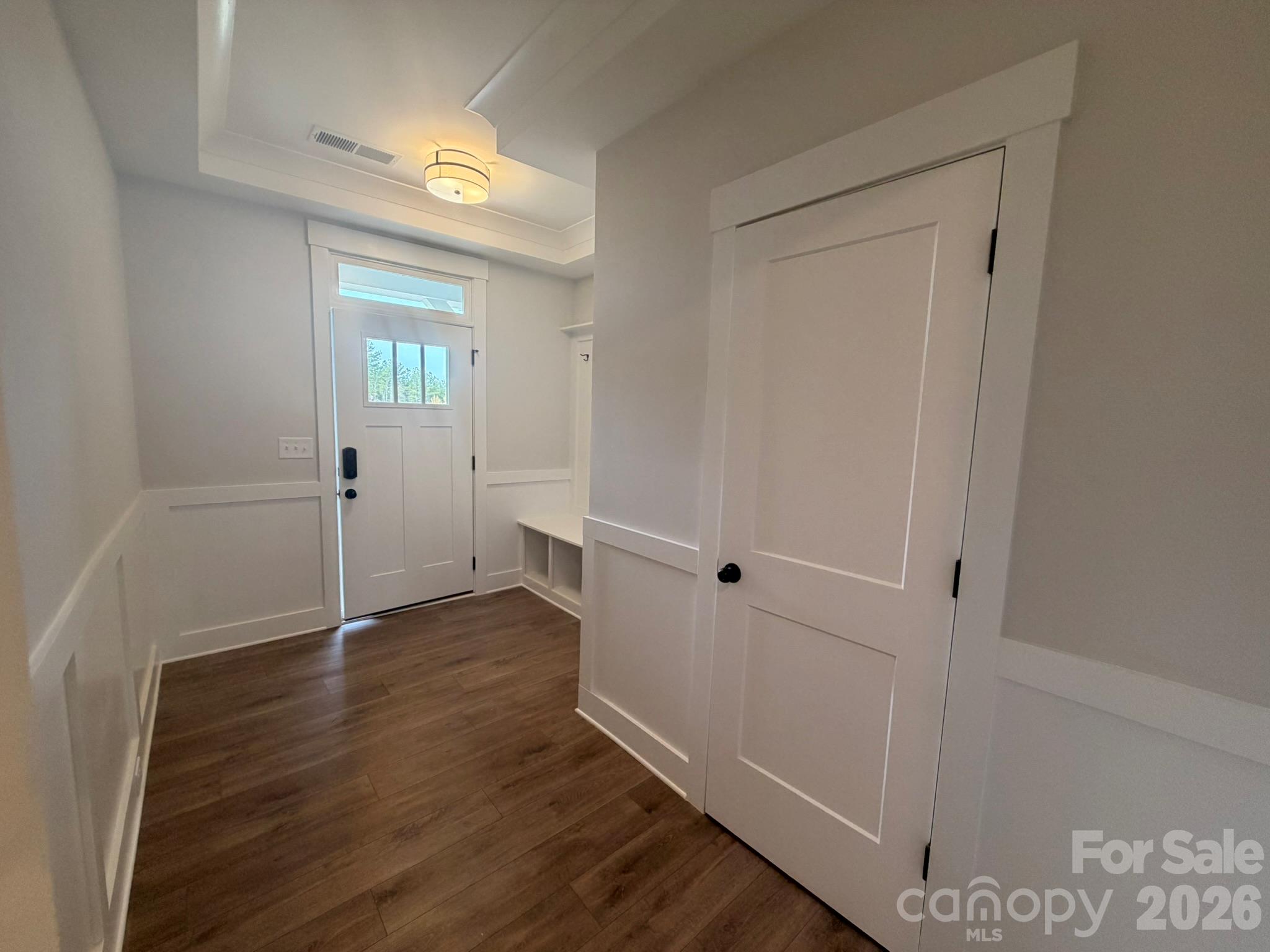 406 Blythe Townhome Lane Property Photo 4
