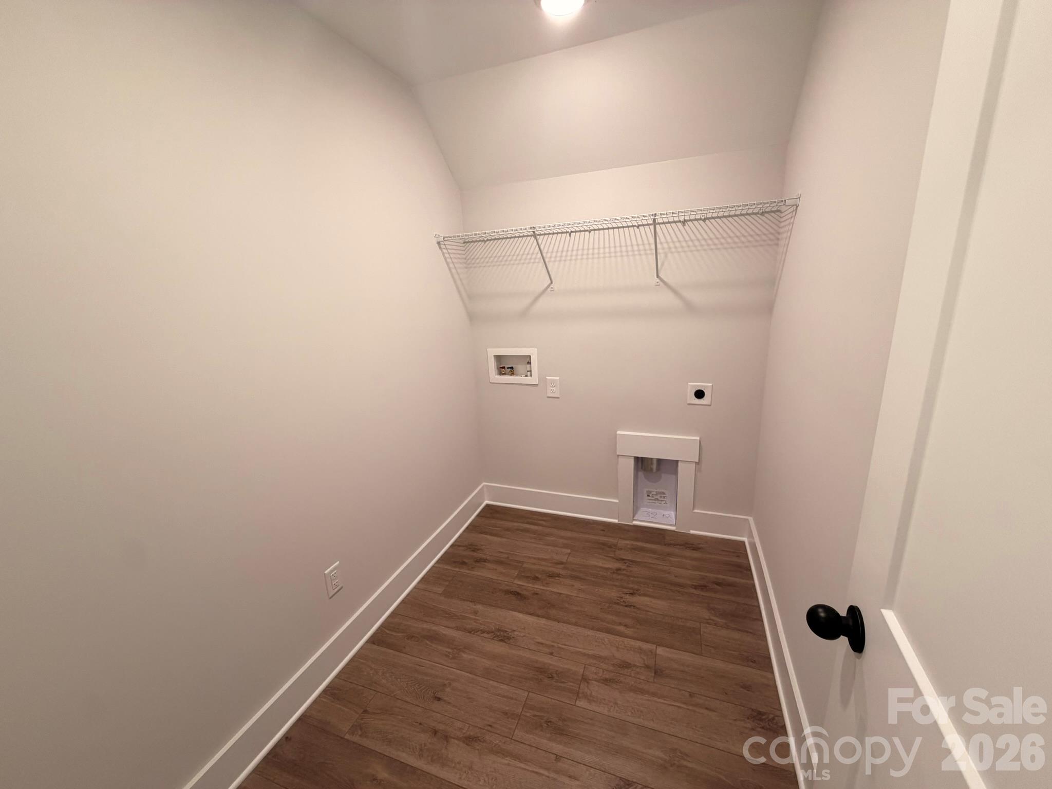 406 Blythe Townhome Lane Property Photo 22