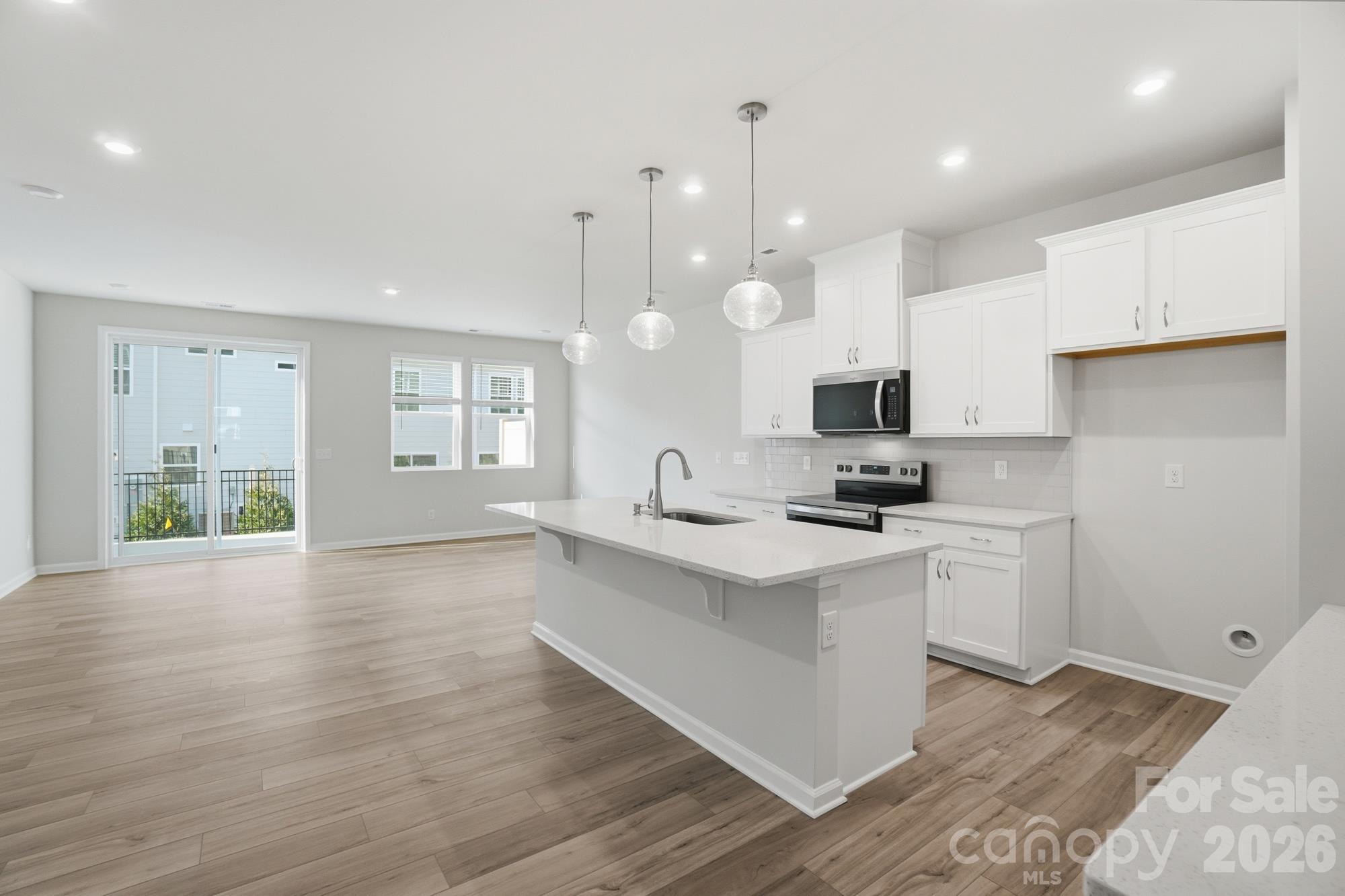 364 Laura Elizabeth Lane Property Photo 1