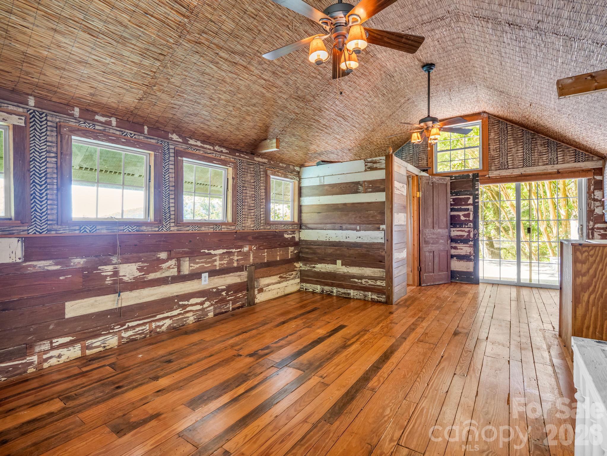 500 E Poplar Drive Property Photo 32