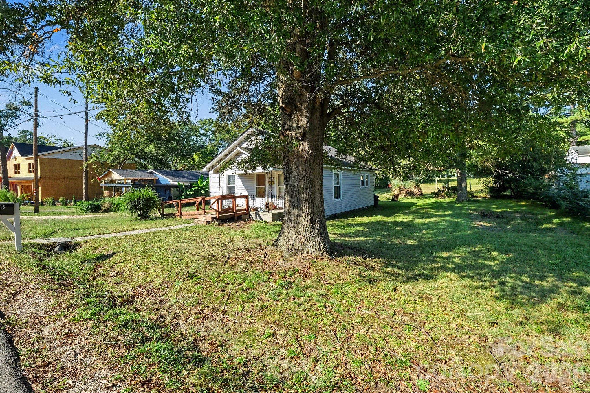 2713 Glendale Avenue Property Photo 12