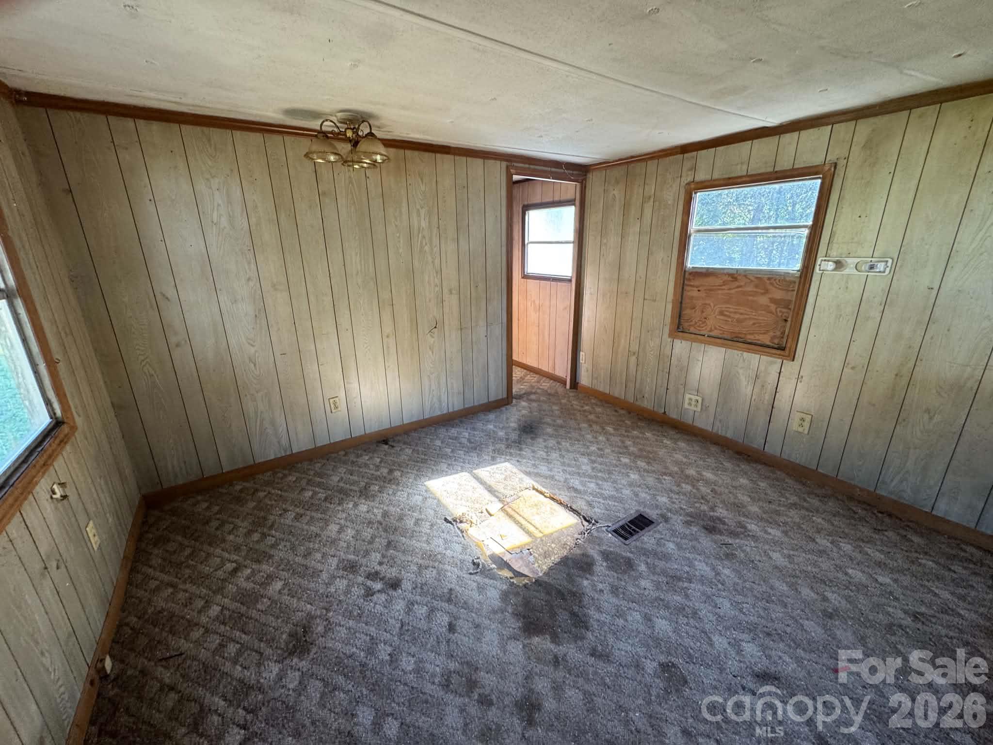 118 Hamlet Place Property Photo 27