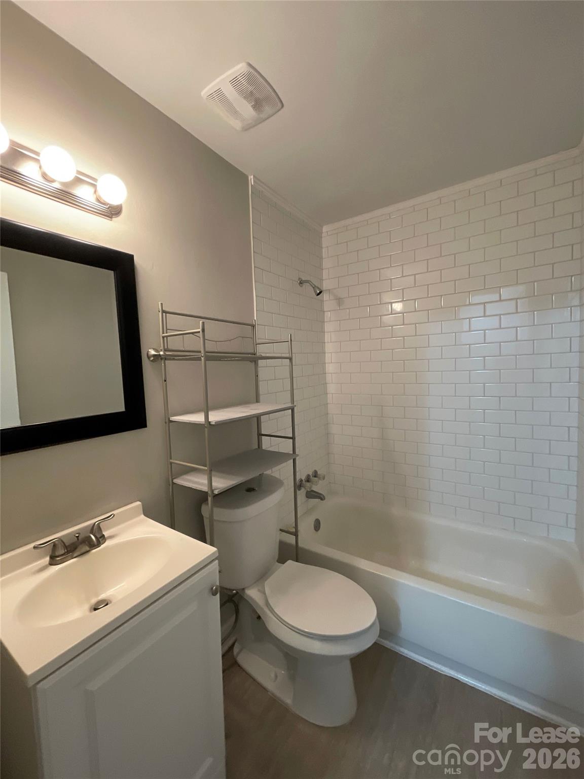 206 E Glendale Avenue 3 Property Photo 23