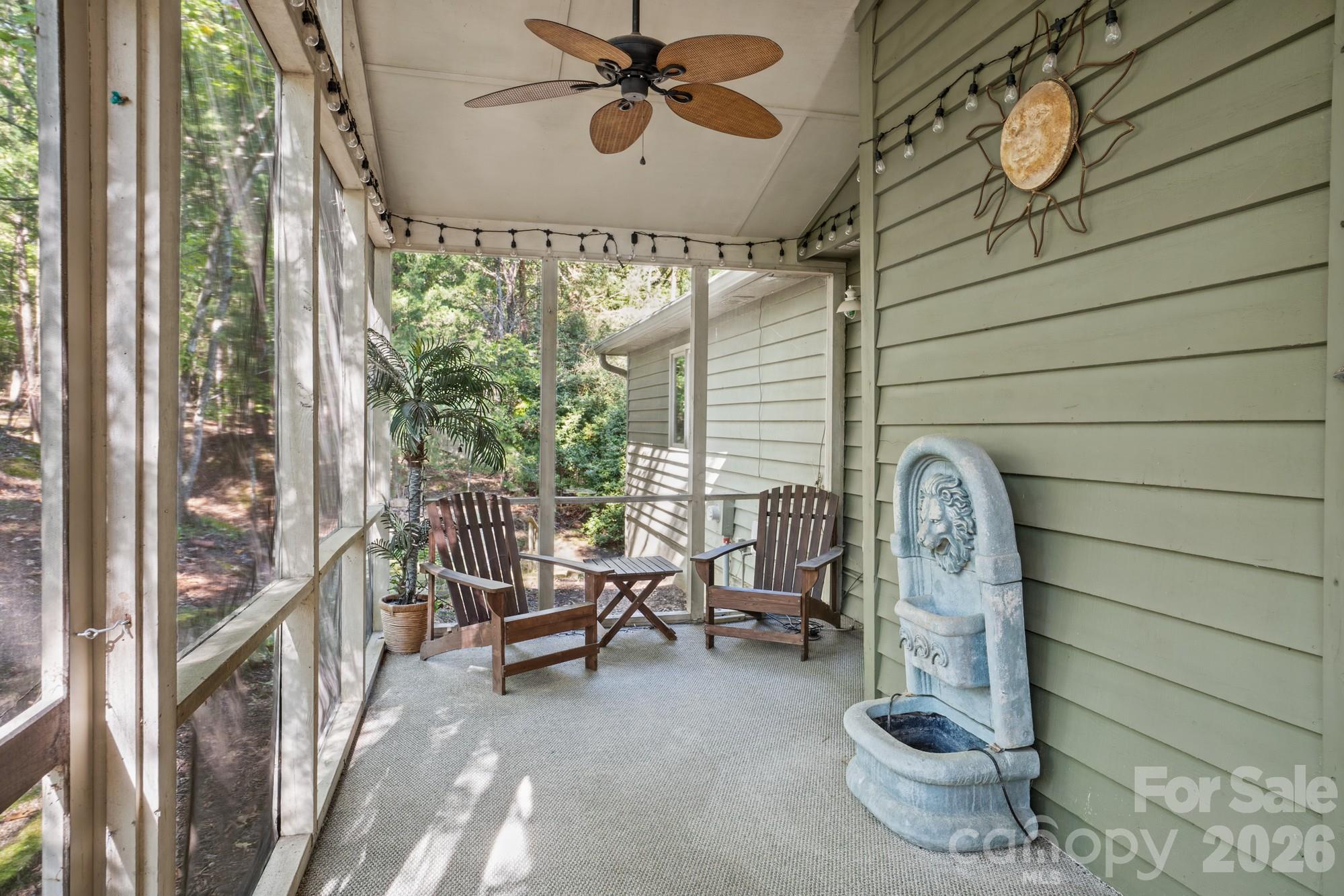 16 Woodvine Lane Property Photo 3