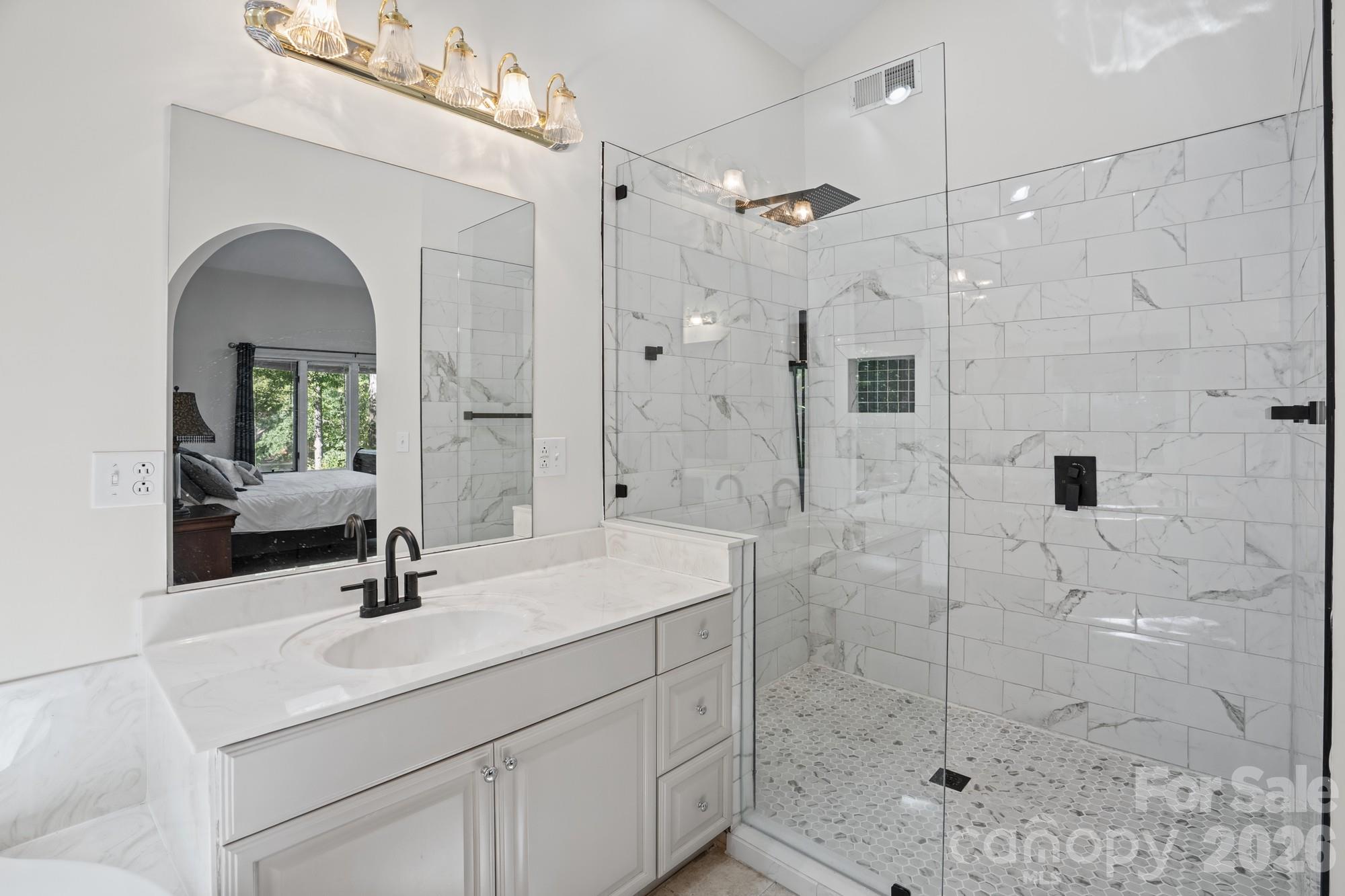 16 Woodvine Lane Property Photo 6