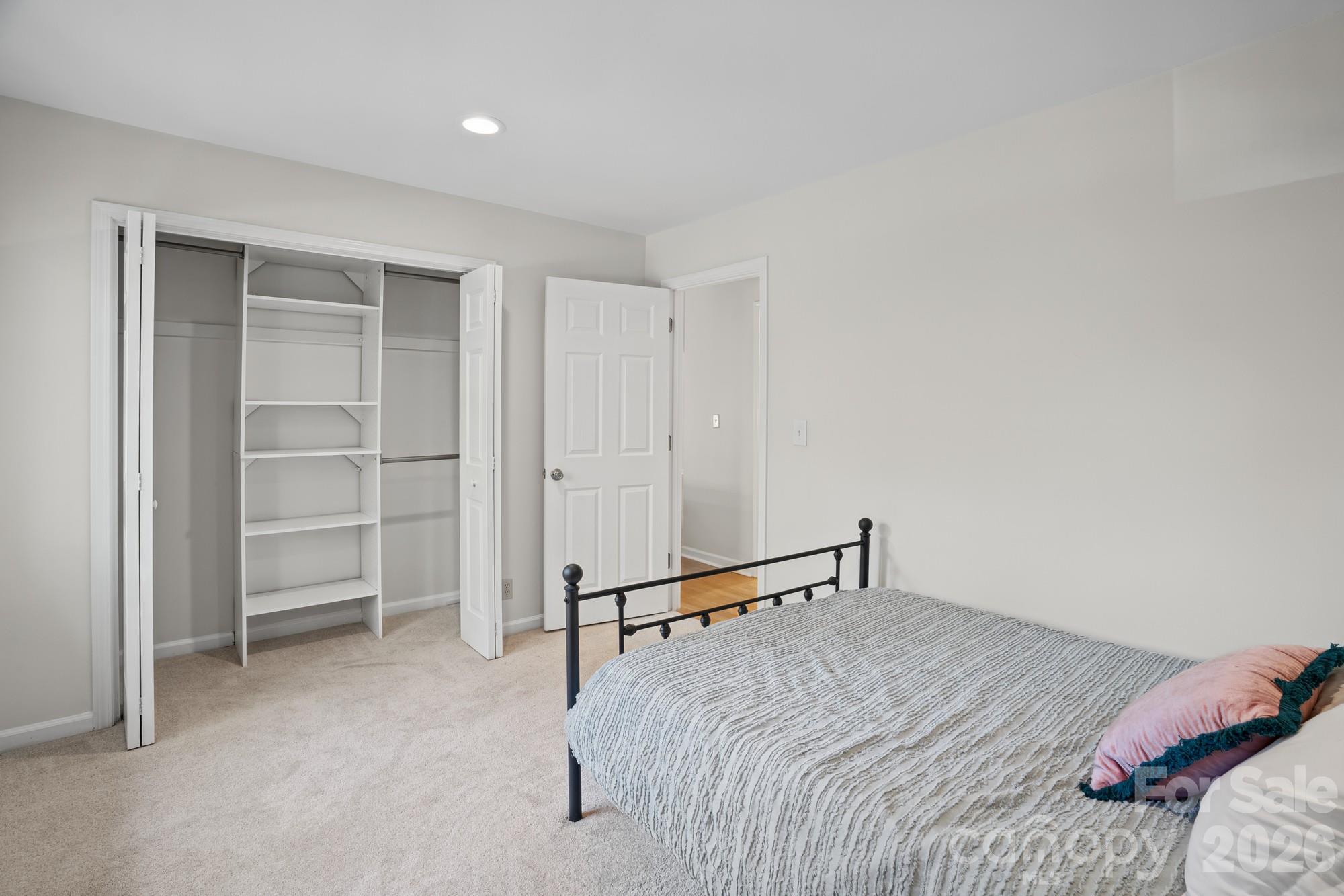 16 Woodvine Lane Property Photo 29