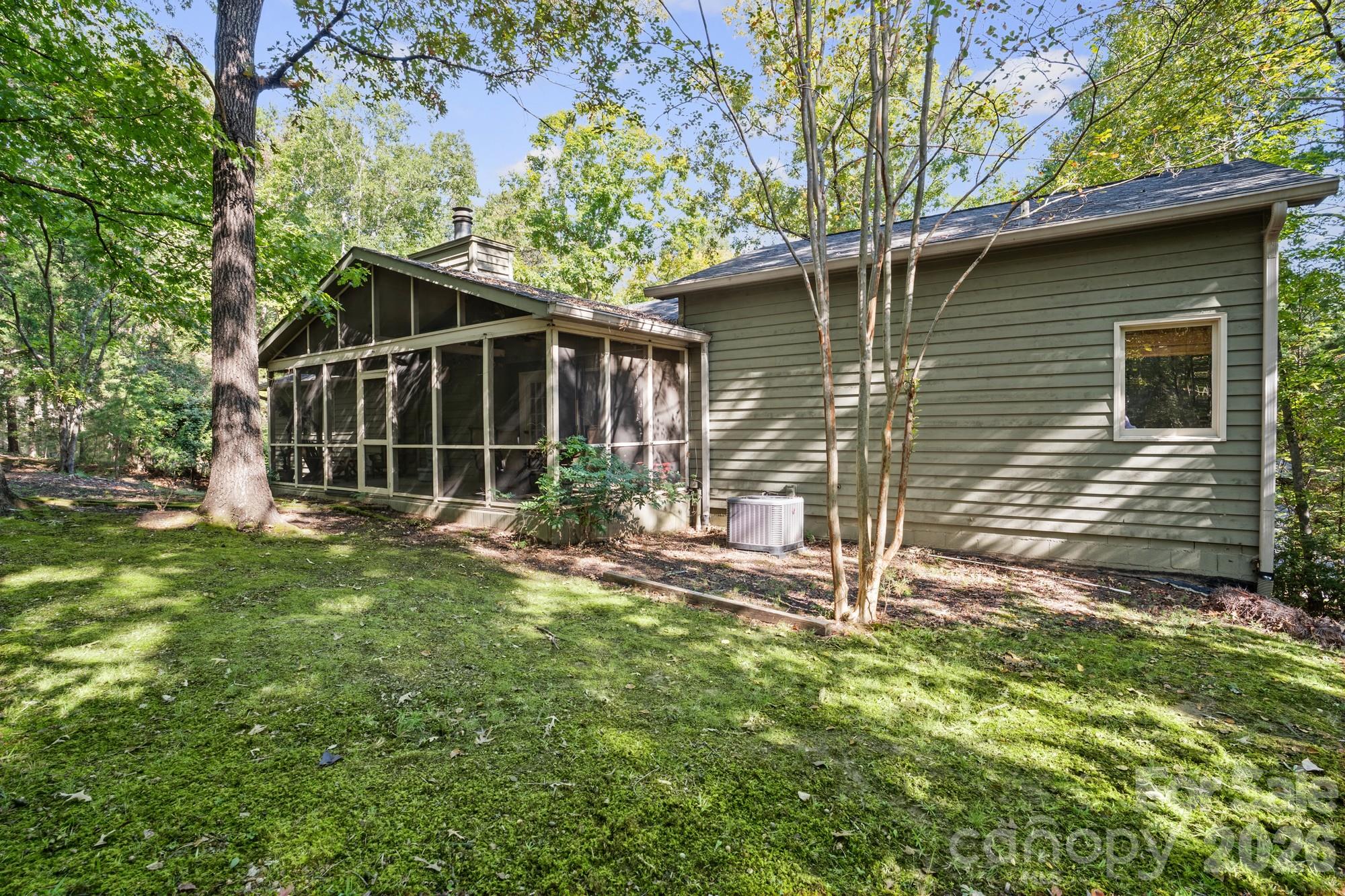 16 Woodvine Lane Property Photo 41