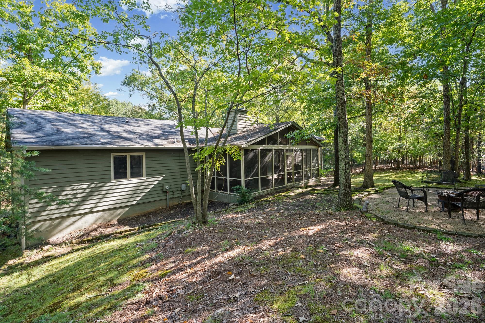 16 Woodvine Lane Property Photo 42