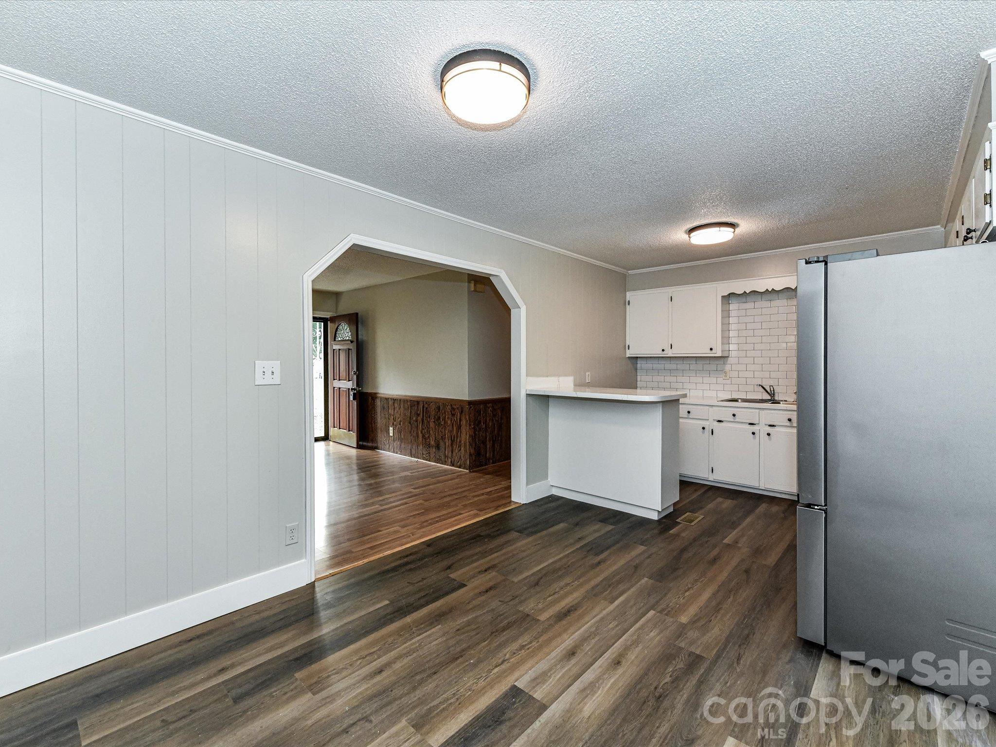 205 Oakland Street Property Photo 15