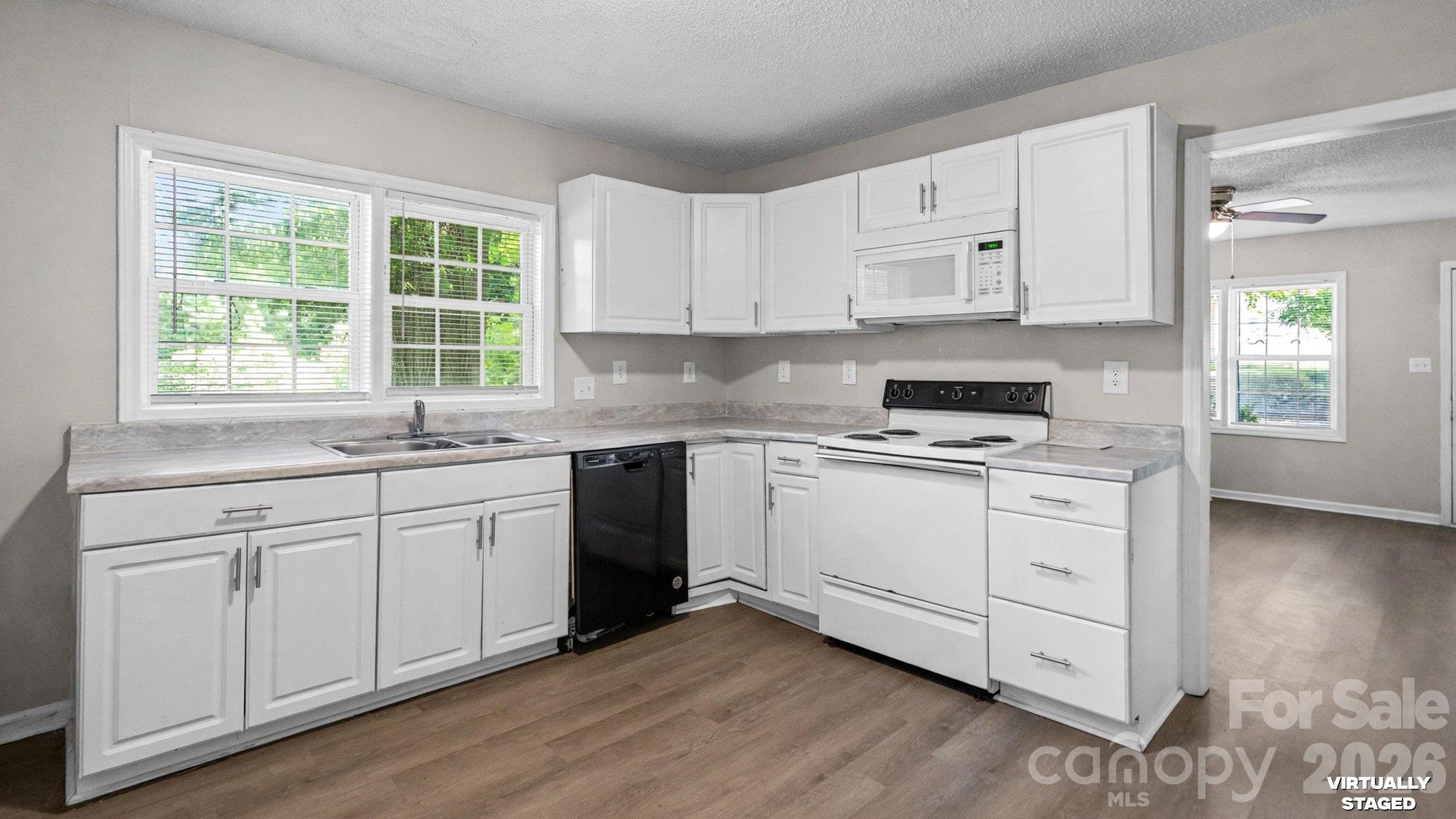 1501 Madison Street Property Photo 11