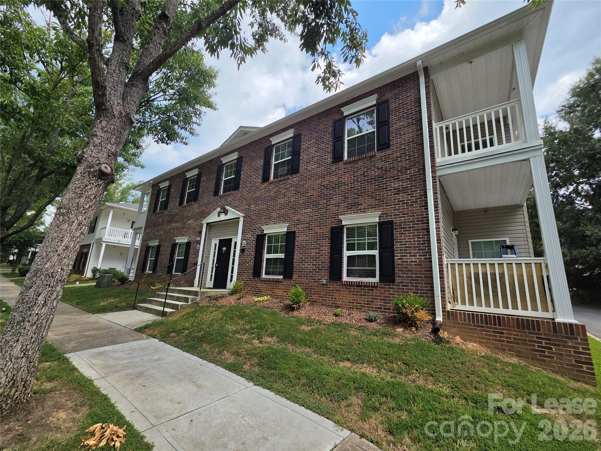 21510 Aftonshire Drive Property Photo 1