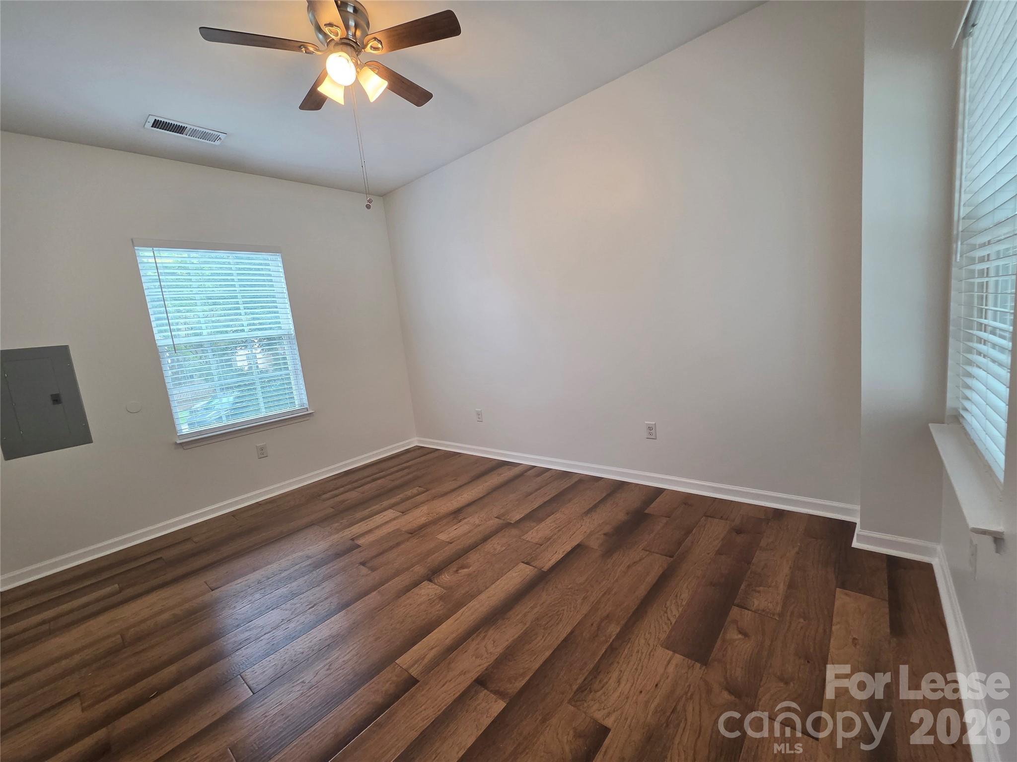 21510 Aftonshire Drive Property Photo 9