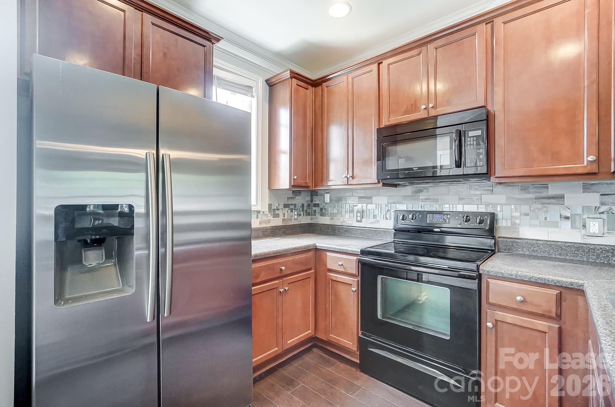 9519 Longstone Lane Property Photo 10