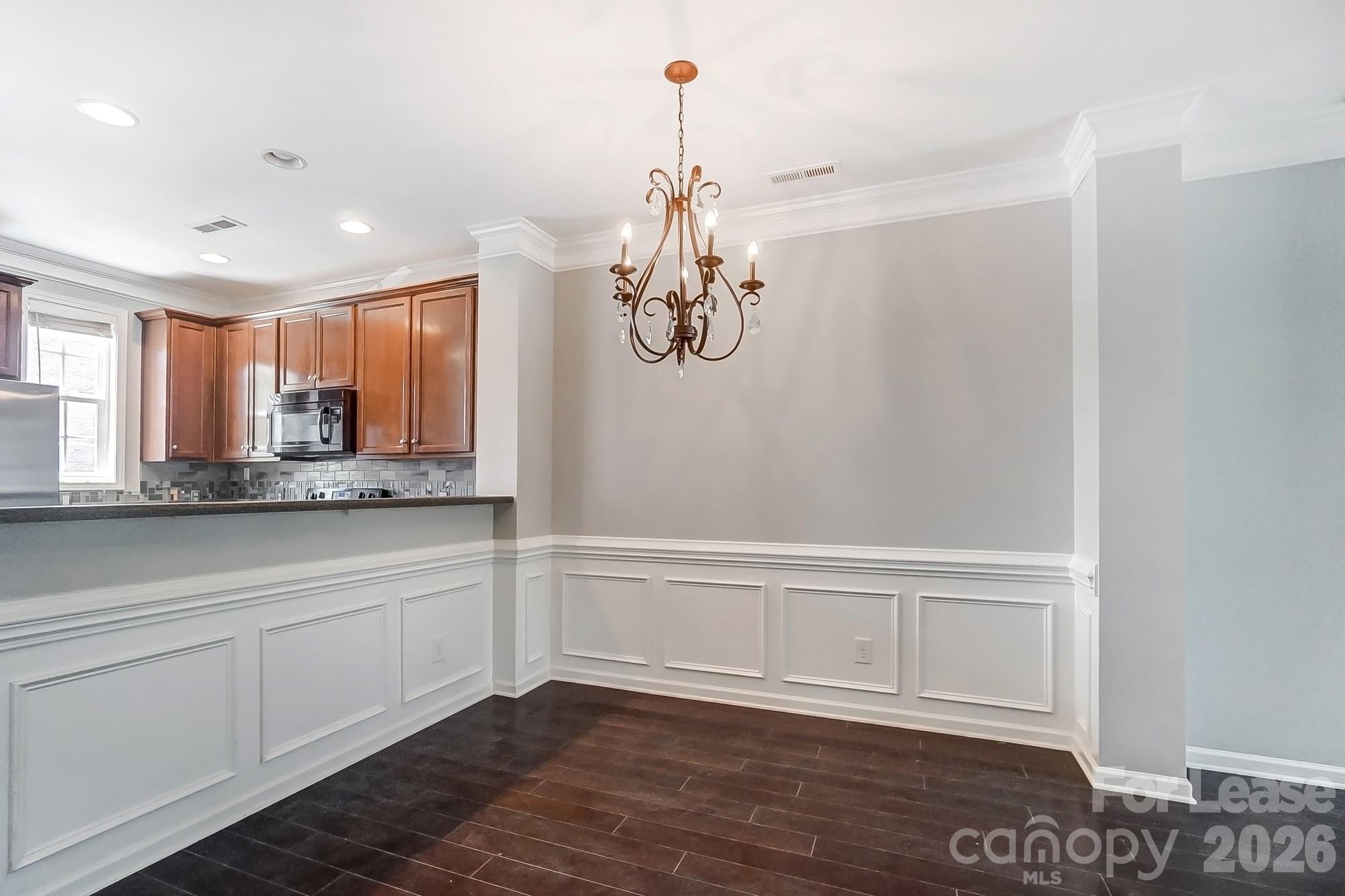 9519 Longstone Lane Property Photo 14
