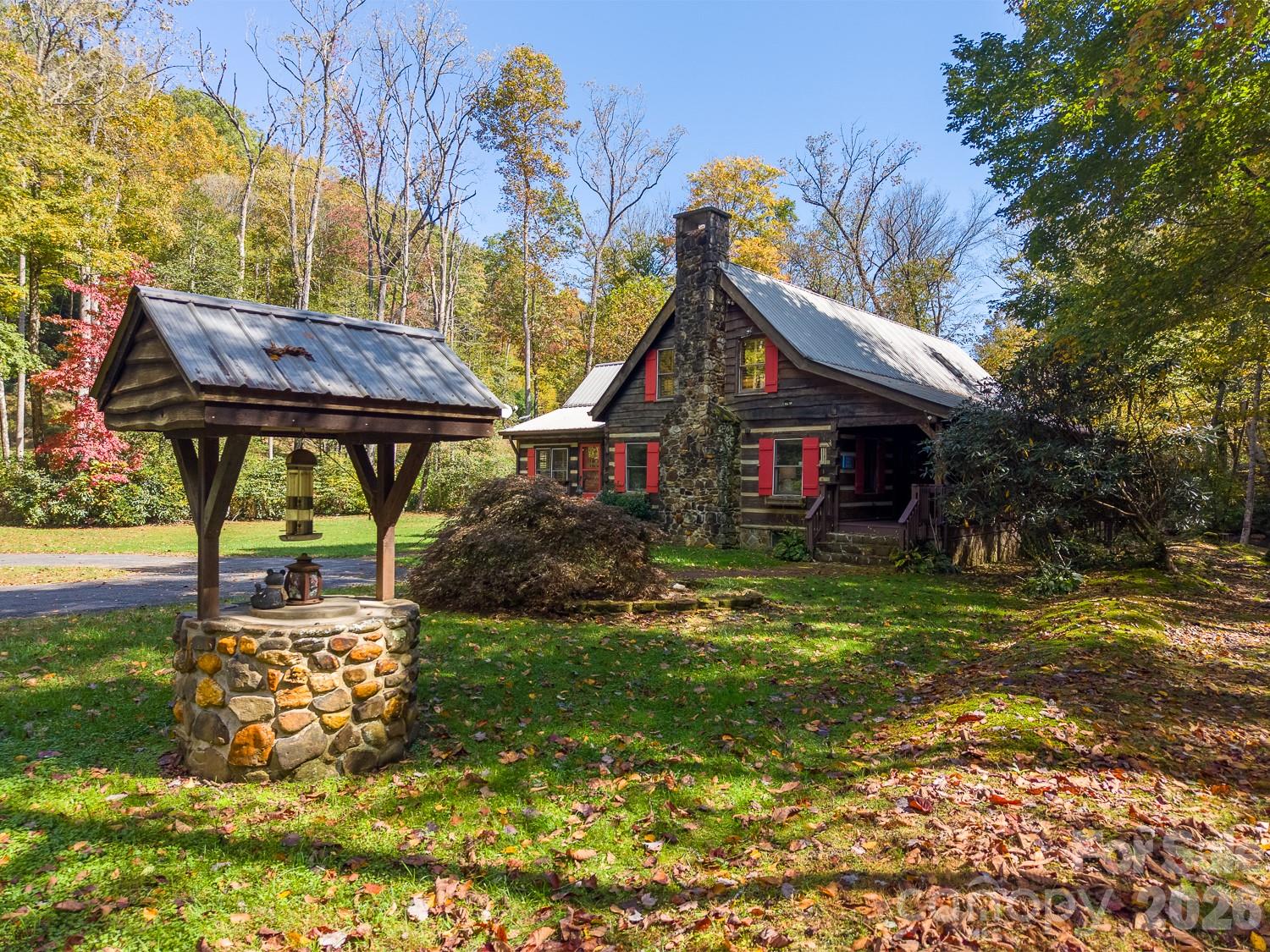 7810 Little Snowbird Road Property Photo 2