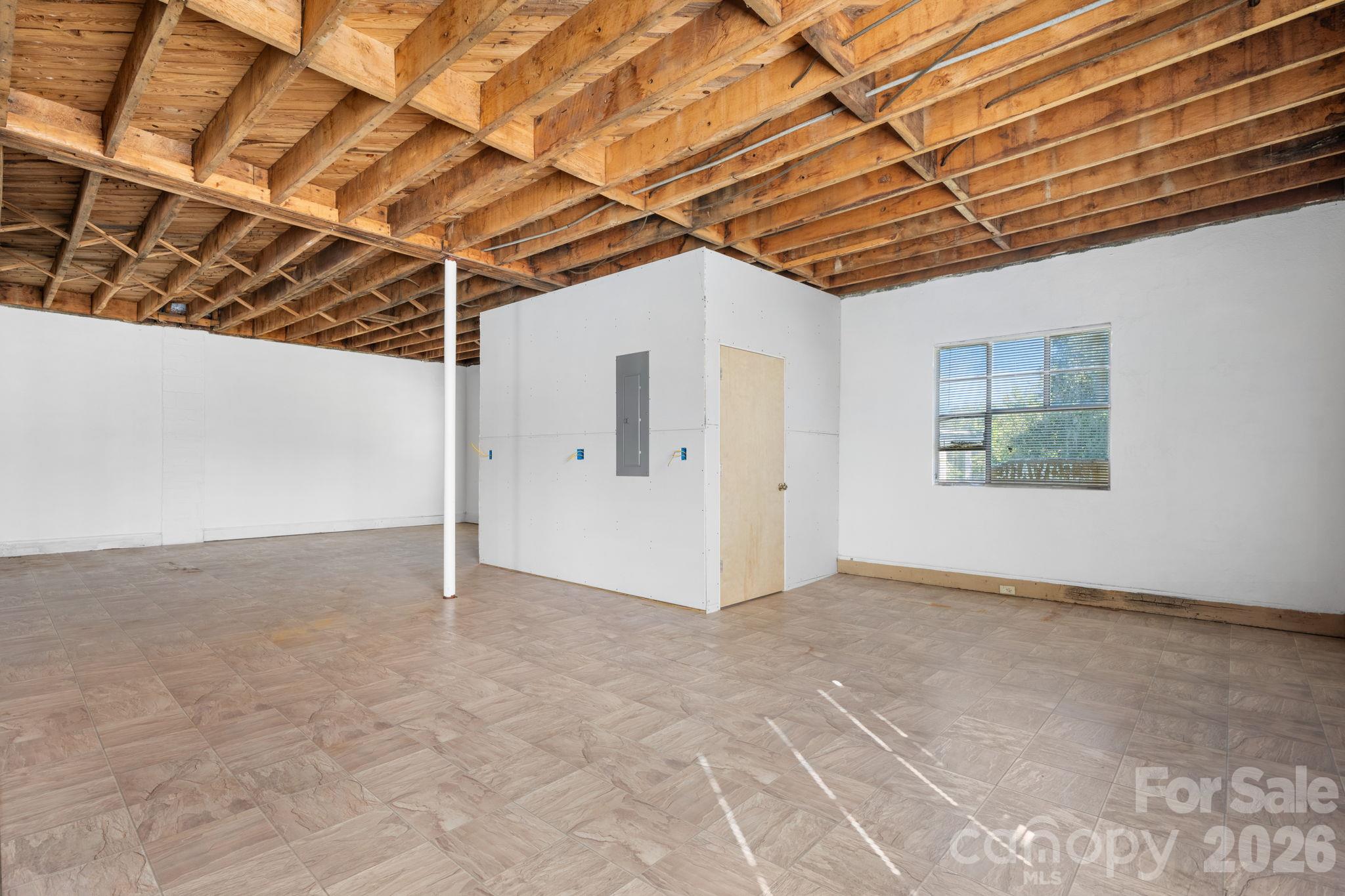 113 E Main Street Property Photo 12