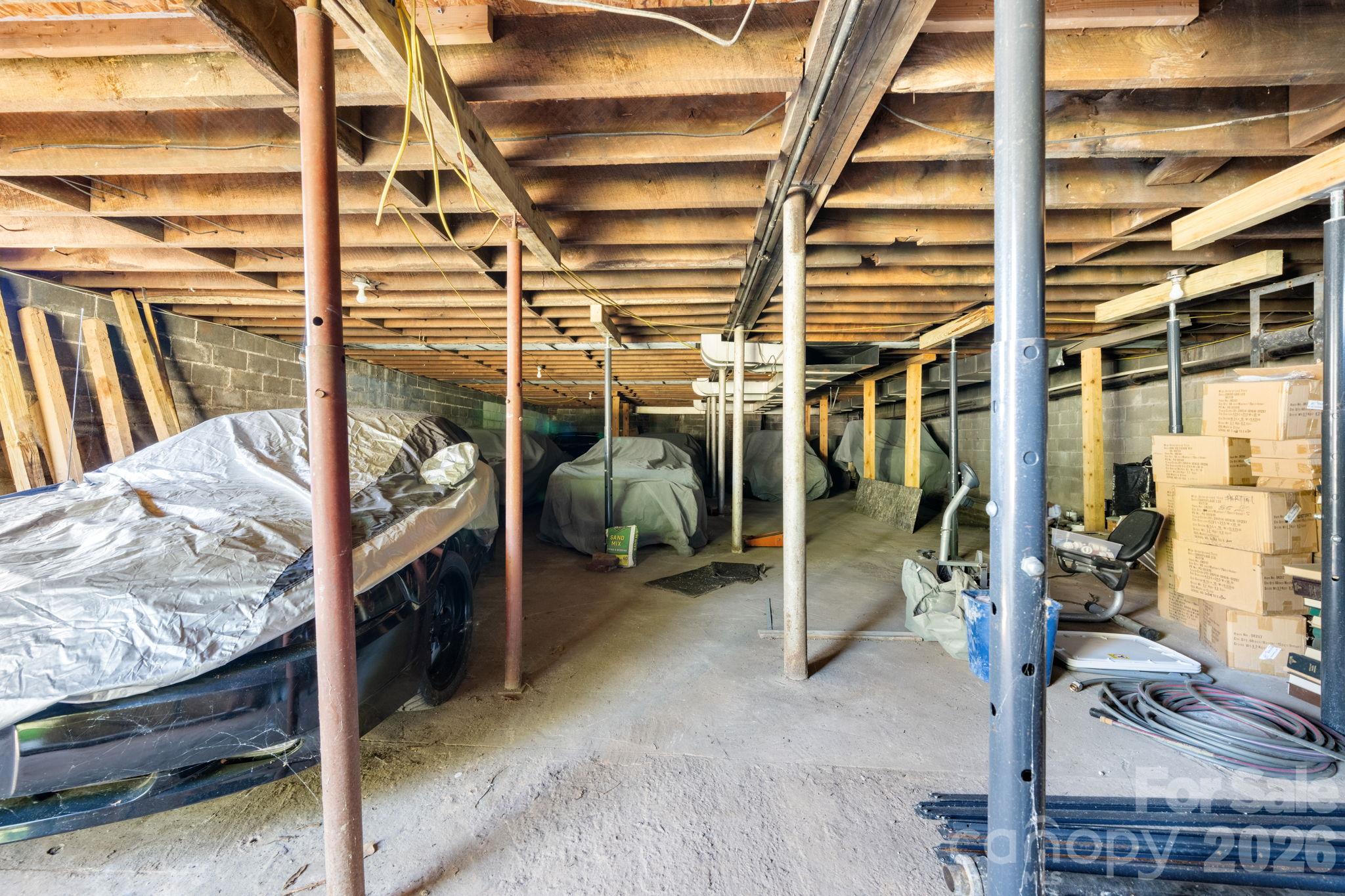 113 E Main Street Property Photo 32
