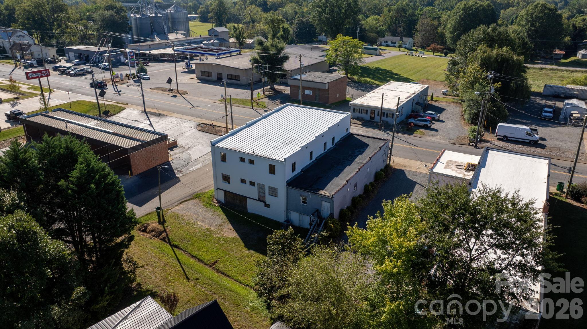 113 E Main Street Property Photo 44