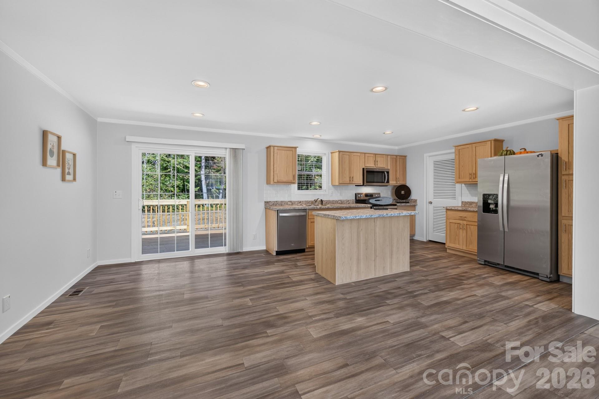 166 Christophers Court Property Photo 10