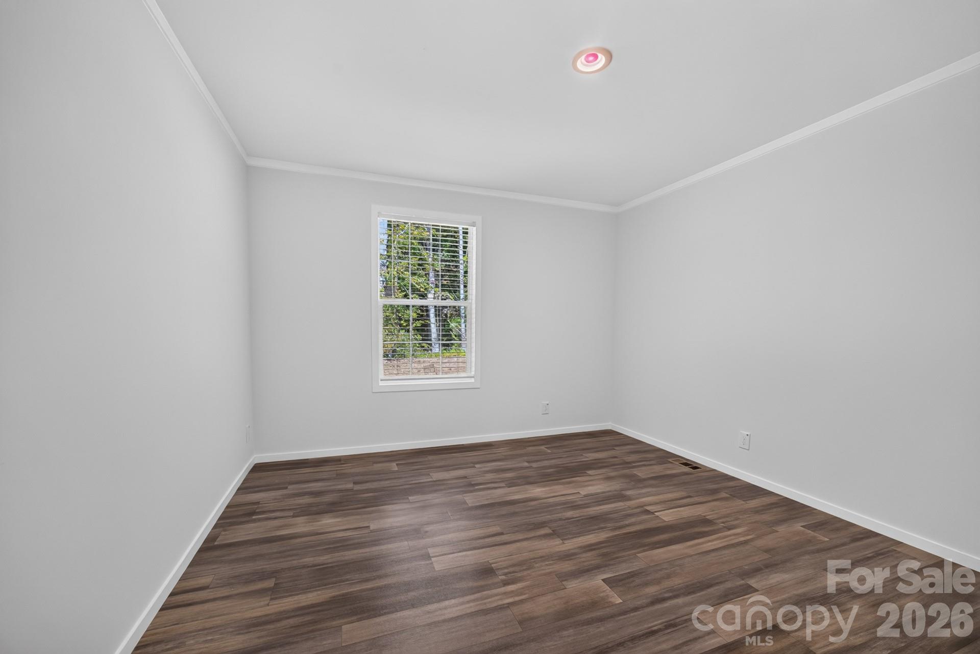 166 Christophers Court Property Photo 28
