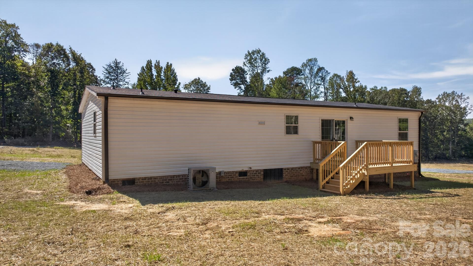 166 Christophers Court Property Photo 32