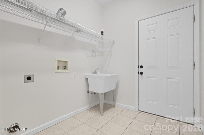 120 Mcneilly Circle 1 Property Photo 13