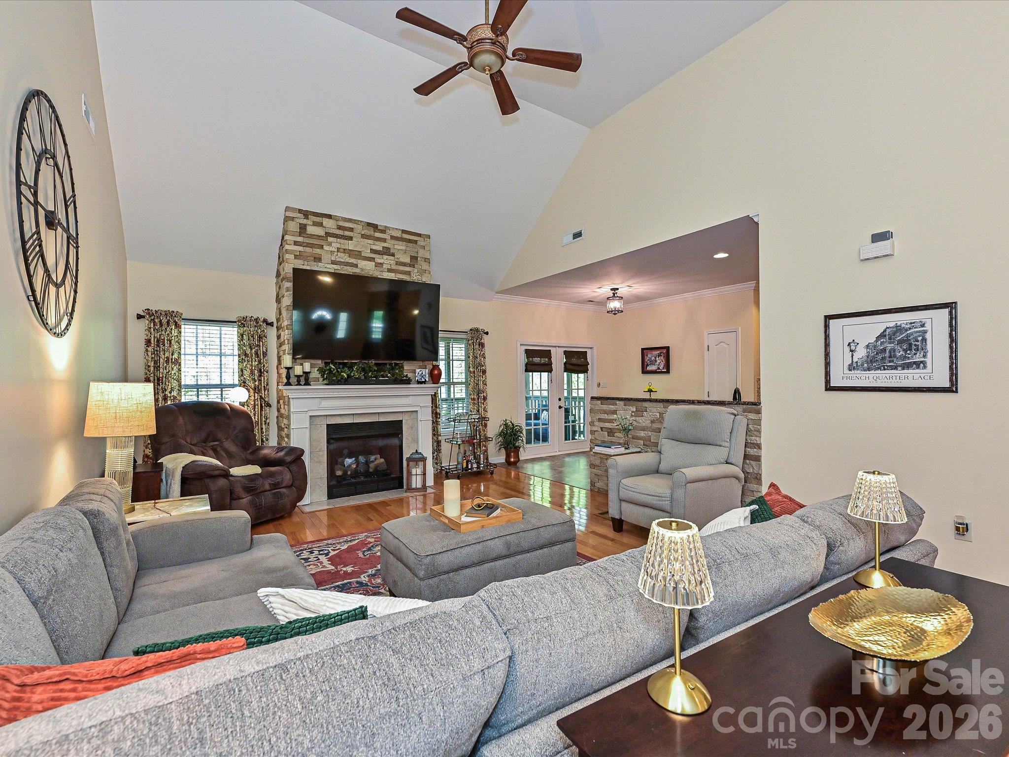 132 Gray Cliff Drive Property Photo 10