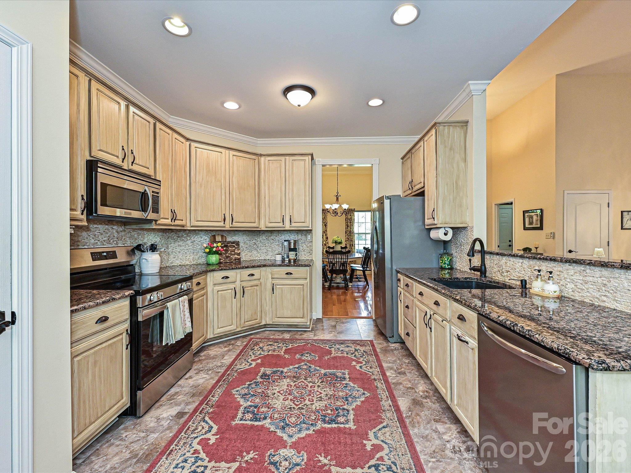 132 Gray Cliff Drive Property Photo 14