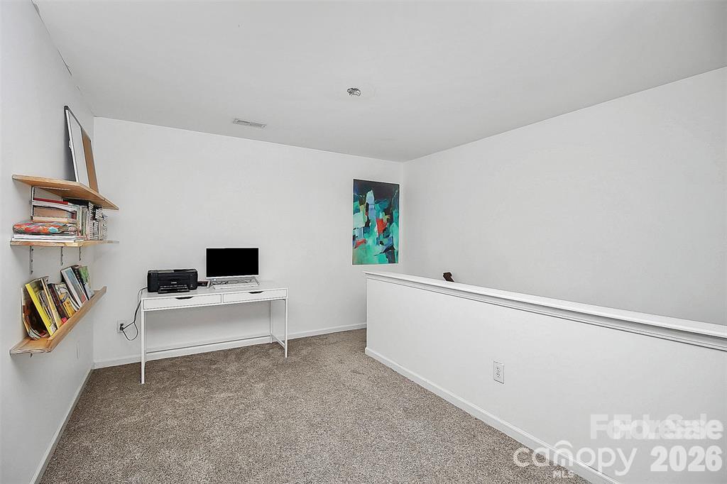 3133 Huntington Ridge Court Property Photo 8