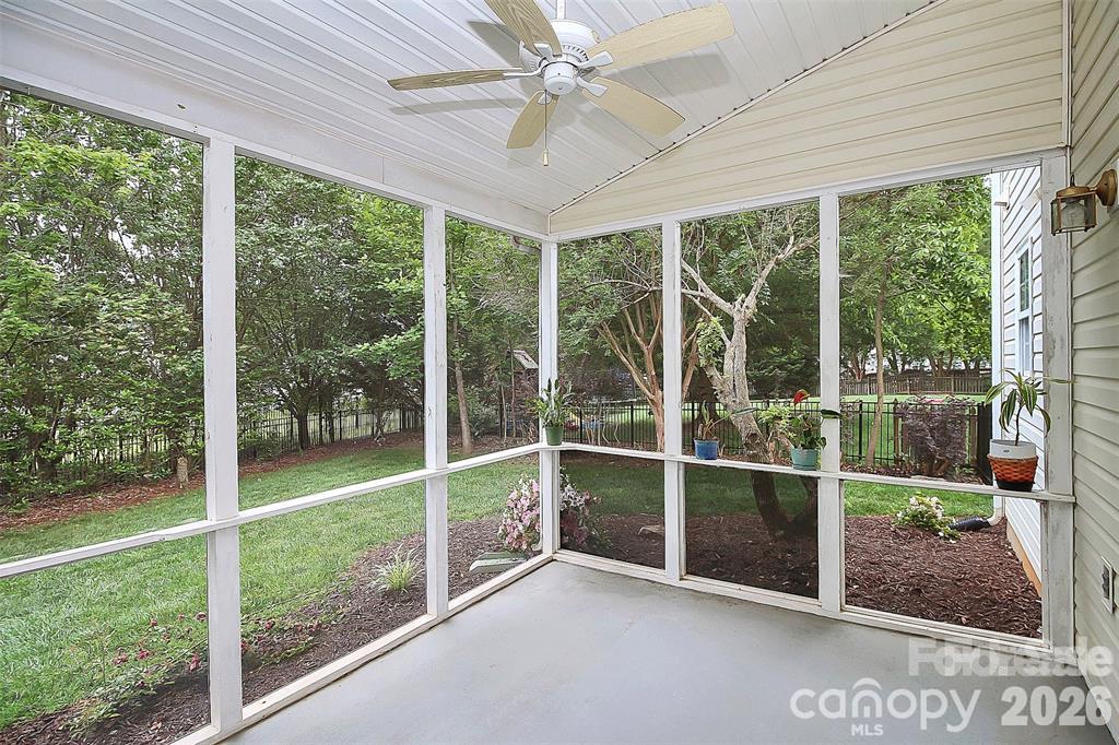 3133 Huntington Ridge Court Property Photo 17