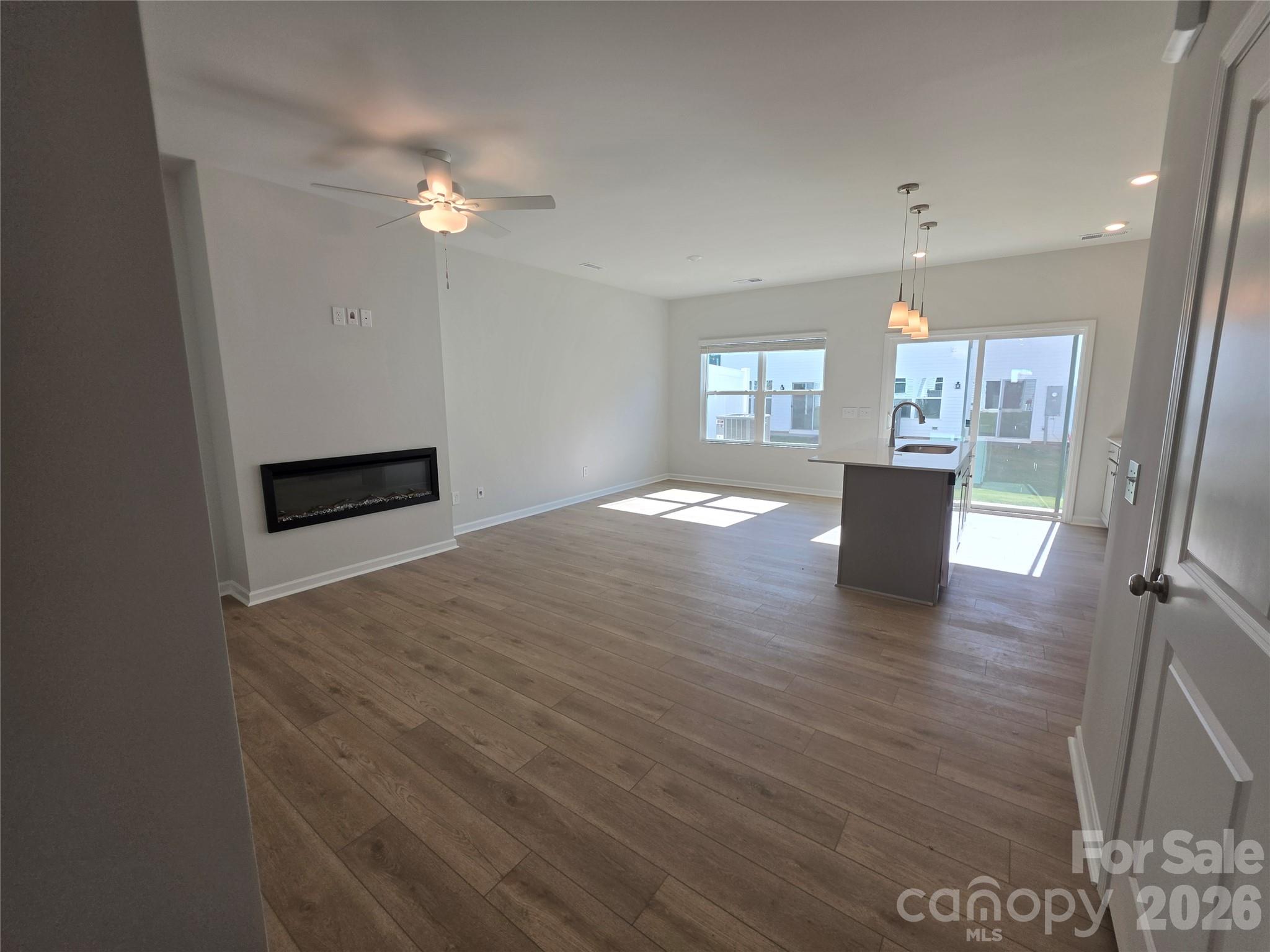 7450 Mashburn Drive Property Photo 4
